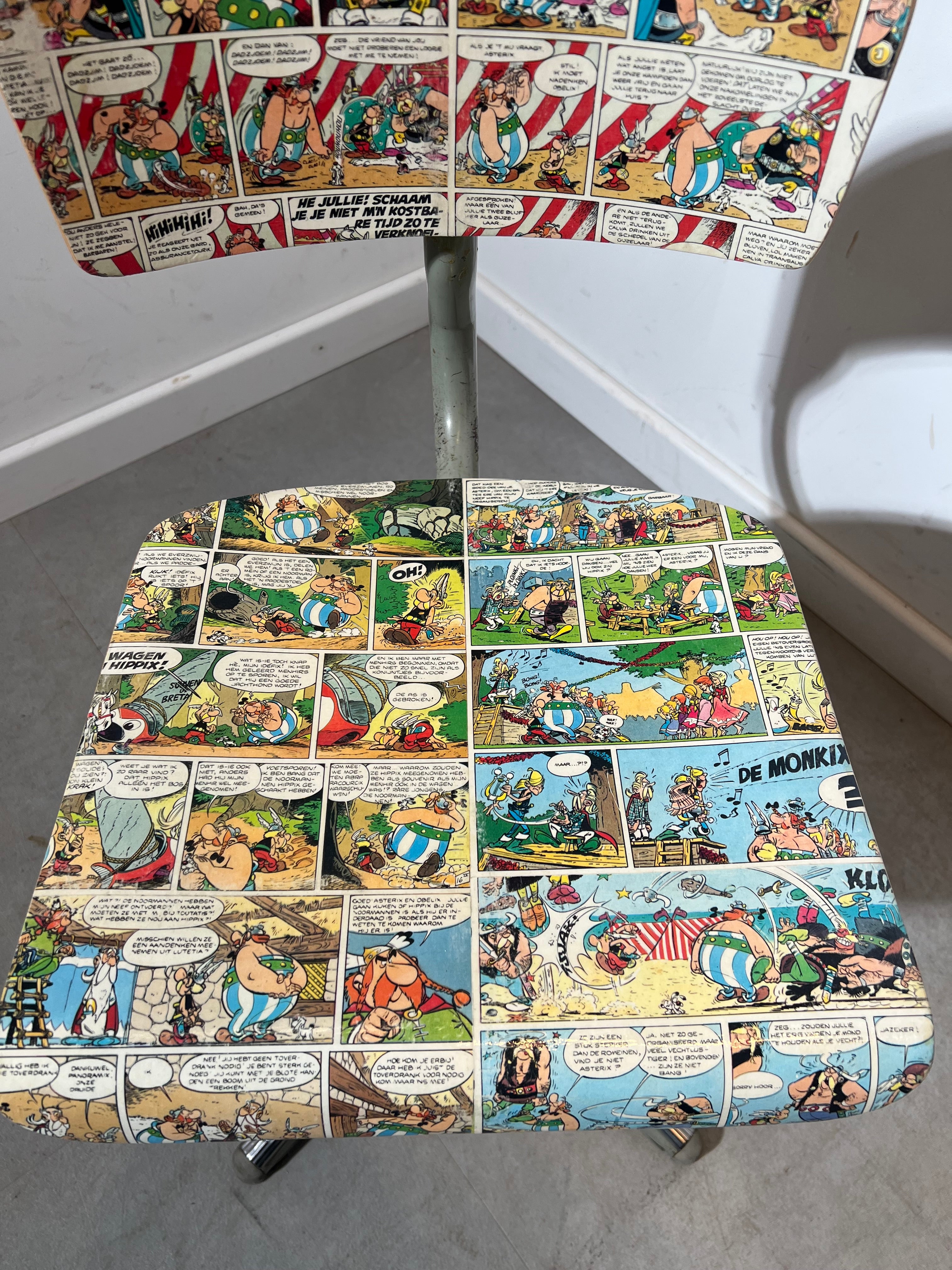 Vintage Comic Print Stool