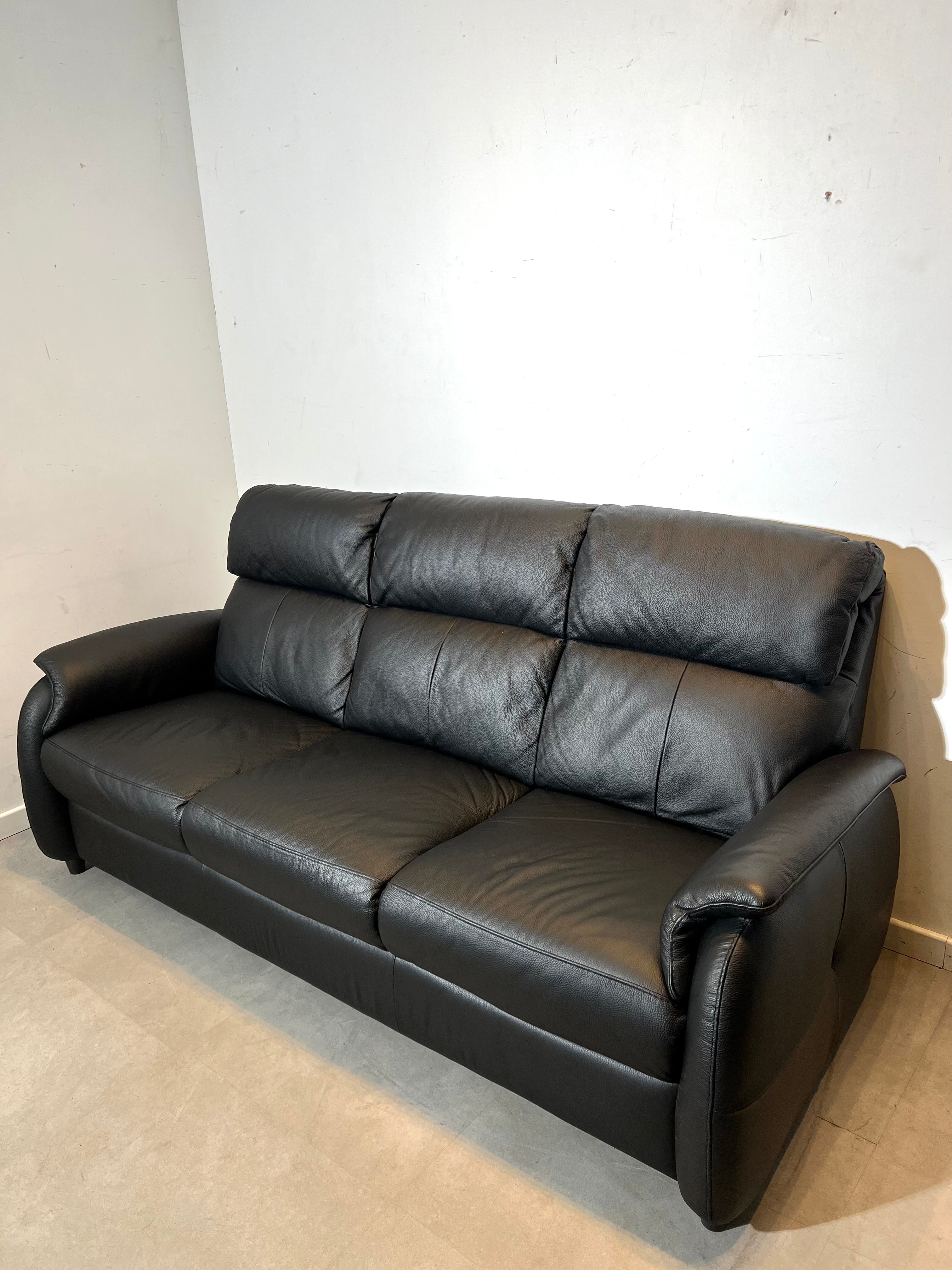 Calia Italia Black Leather Sofa – 2 & 3 Seater
