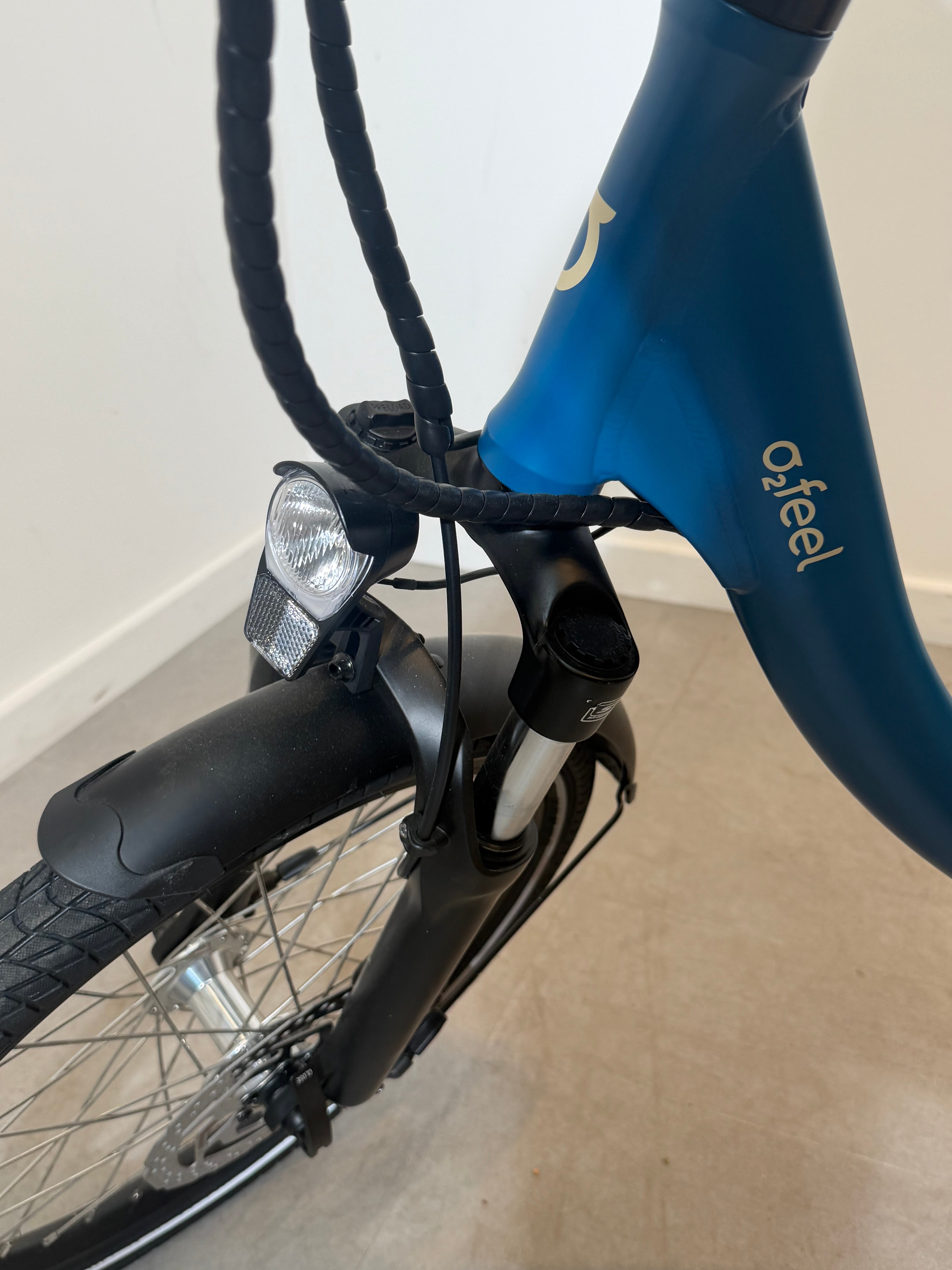 O2feel Peps Compact Electric Bike – Cobalt Blue – Shimano 7-Speed – As New