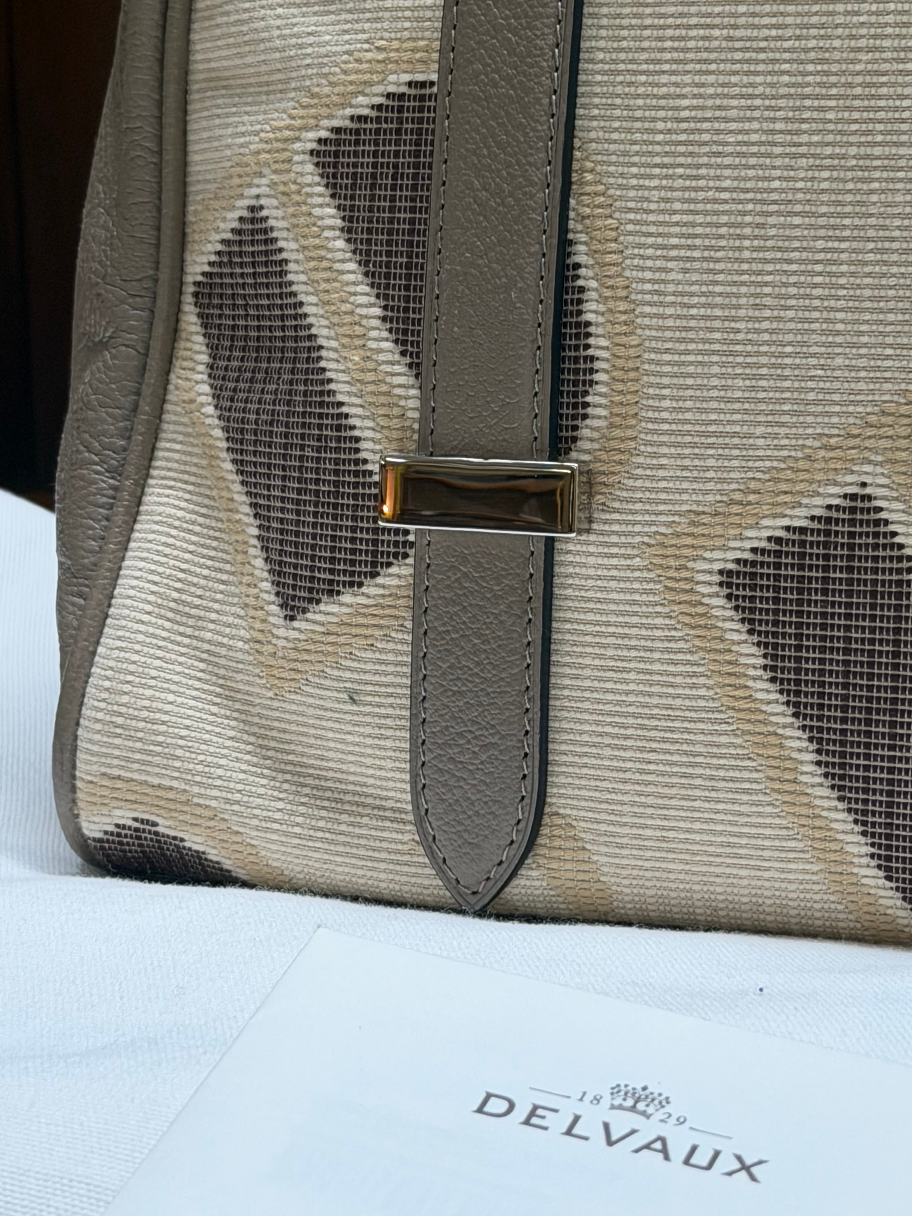 Delvaux Carry-All Mini Toile Logotypée D Travel Tourterelle – New with Certificate, Dust Bag & Mirror