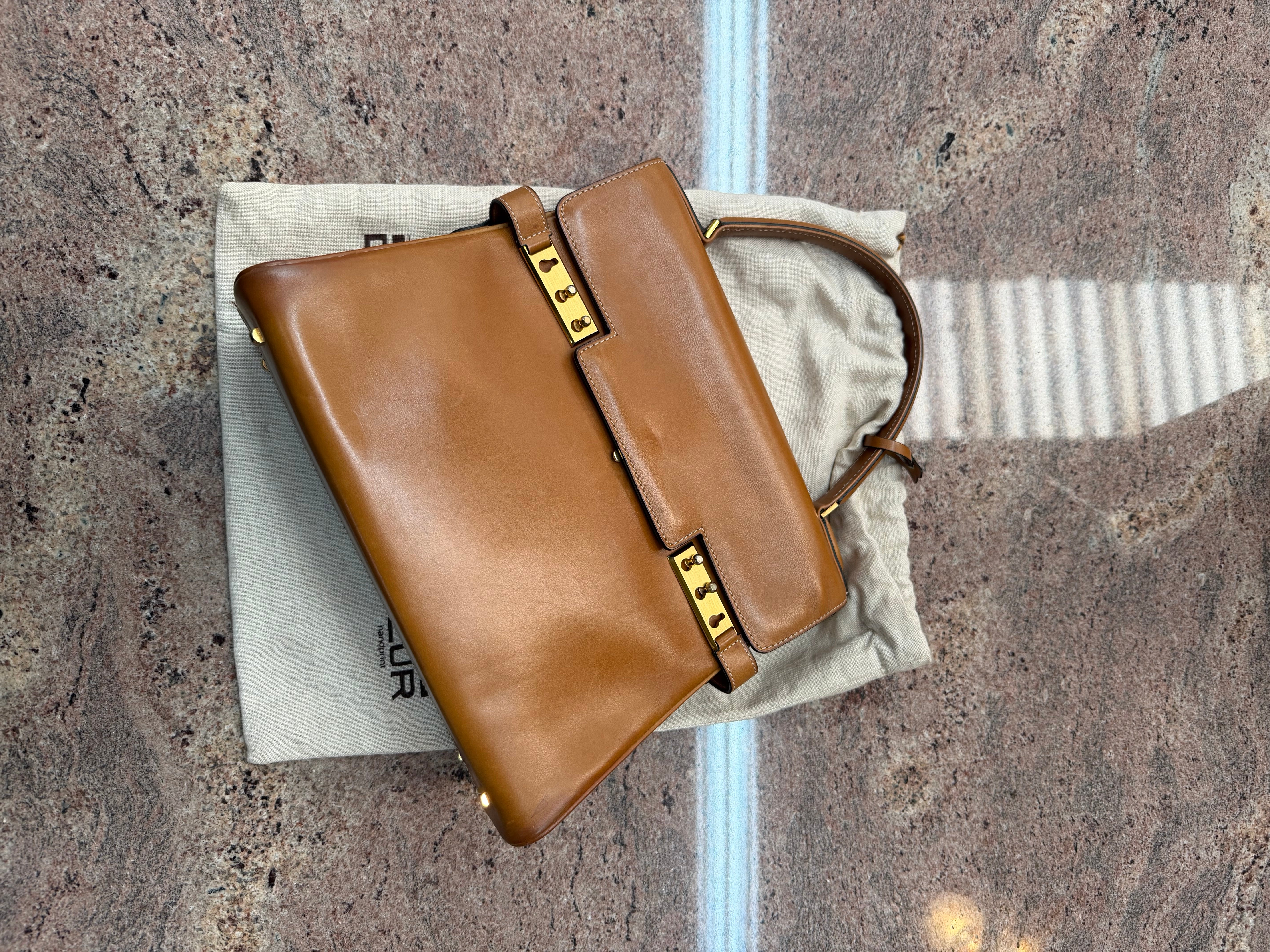 Vintage Delvaux Tempete MM Handbag – Cognac Leather – With Mirror & Original Dustbag