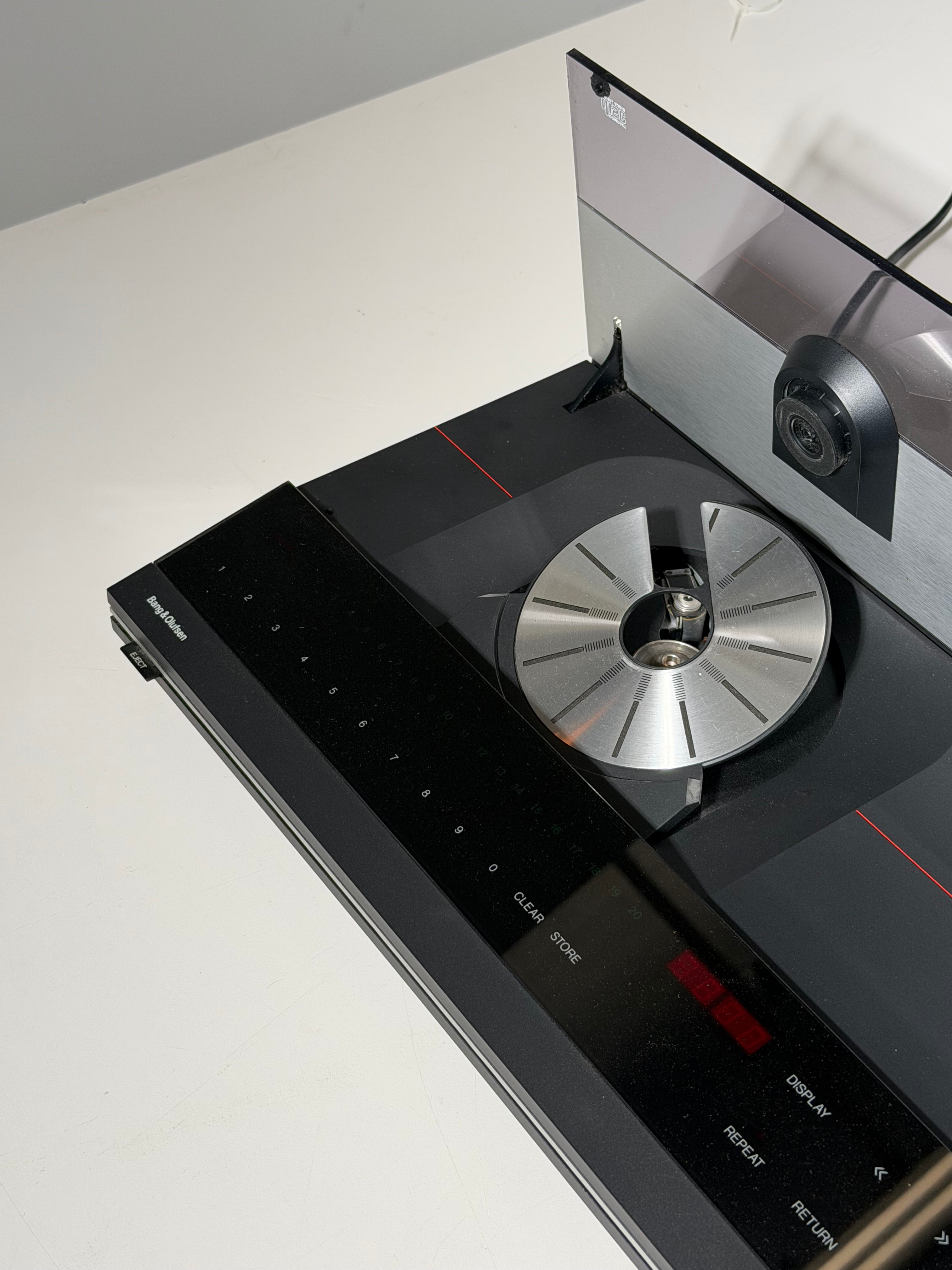 Bang & Olufsen Beogram CD X CD Player – Jacob Jensen – 1 Year Warranty