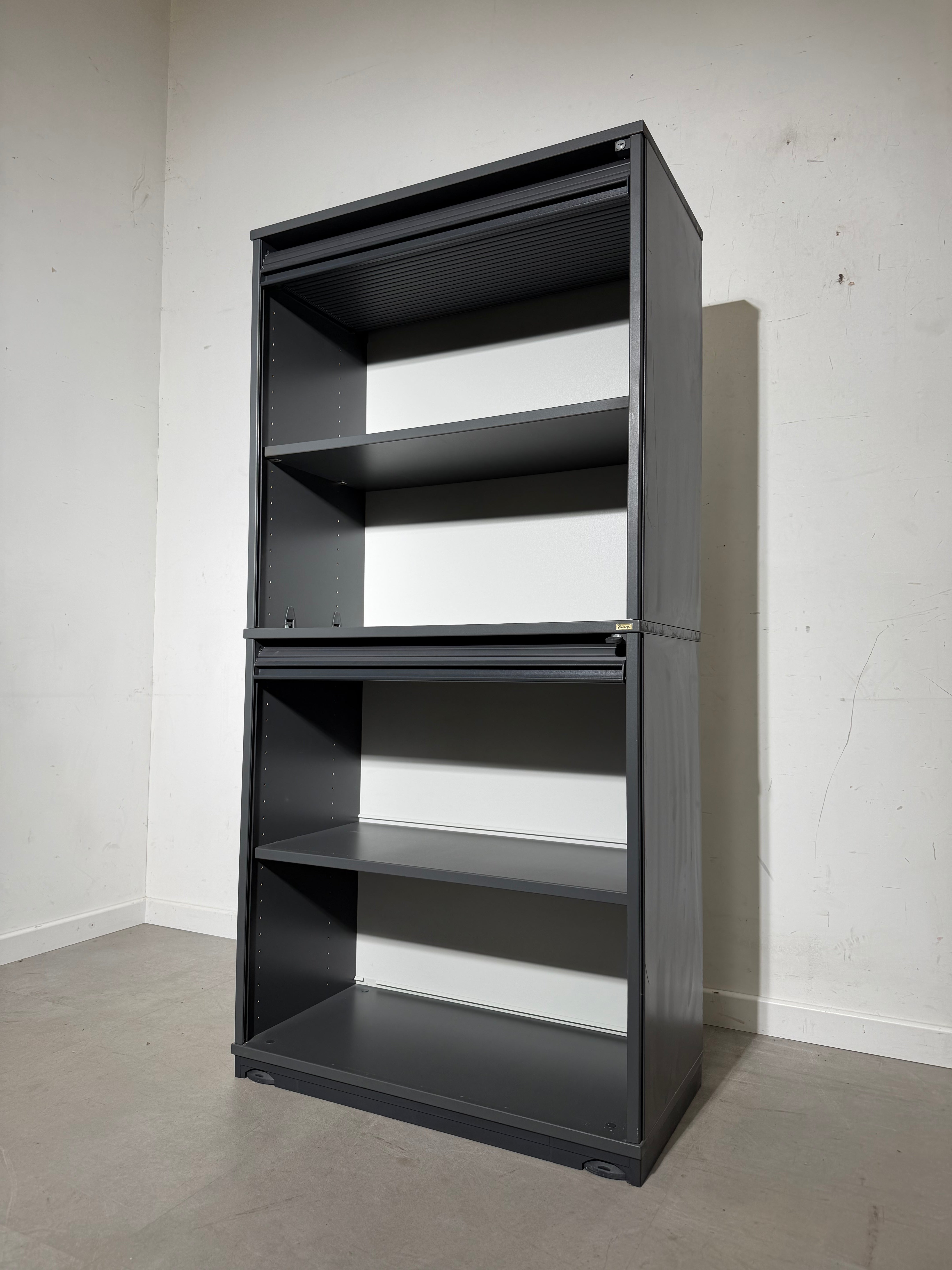 Kinnarps Tambour Door Office Cabinet – Grey Metal Storage Unit – 80 x 40 x 164 cm