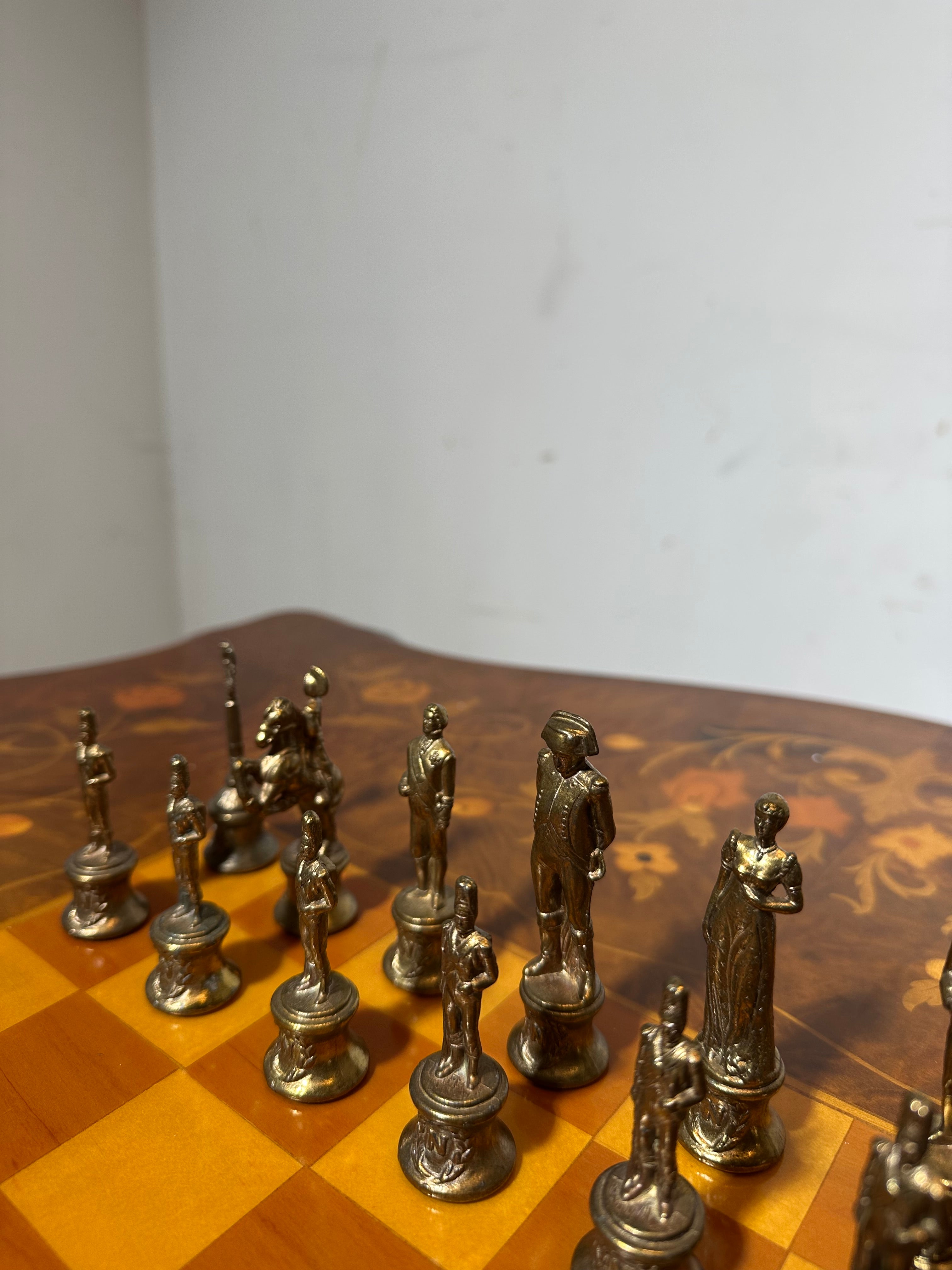 Antieke koperen schaaktafel met marqueterie