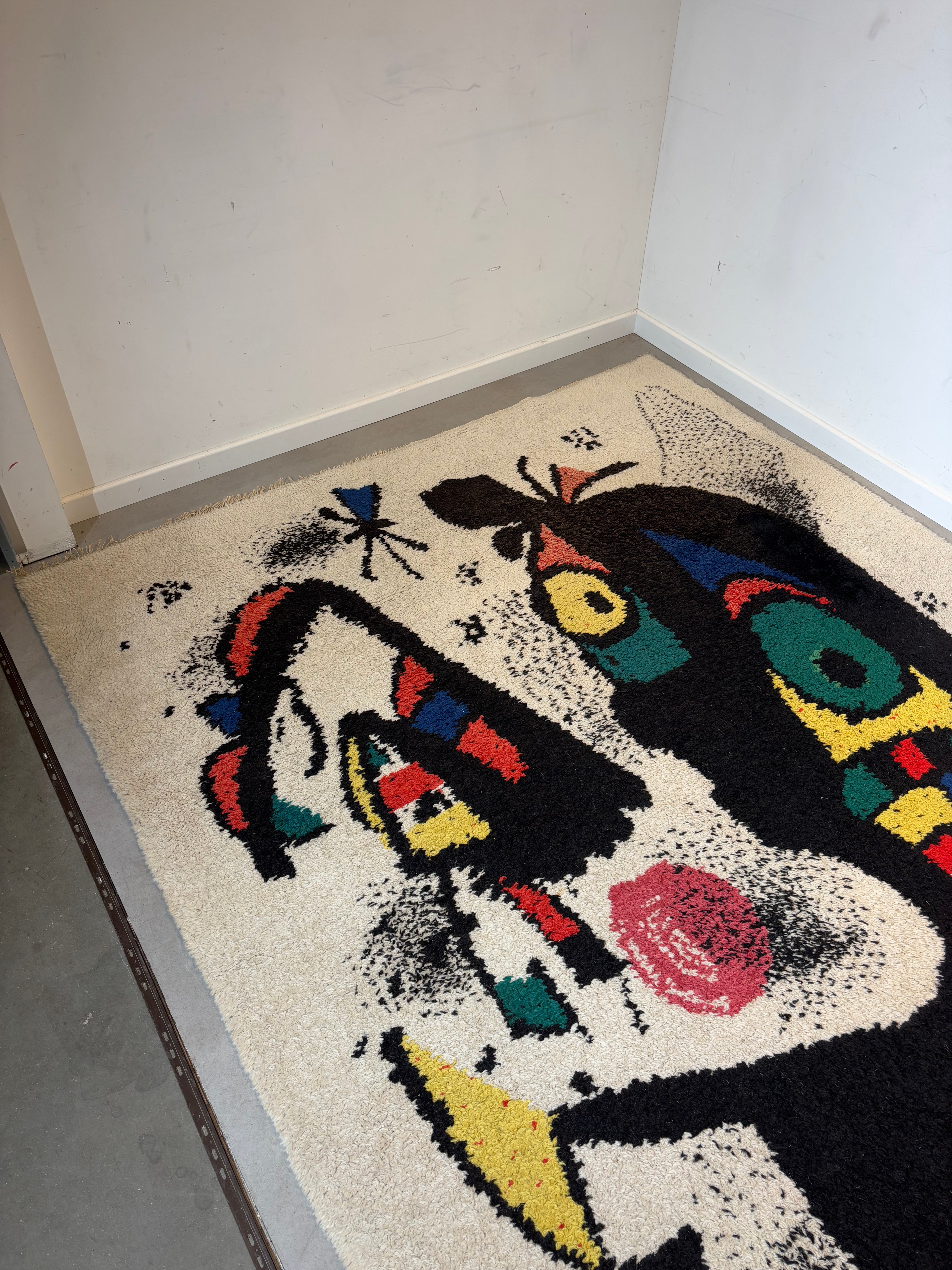 Vintage Rug inspired by Joan Miro 200 x 300 cm