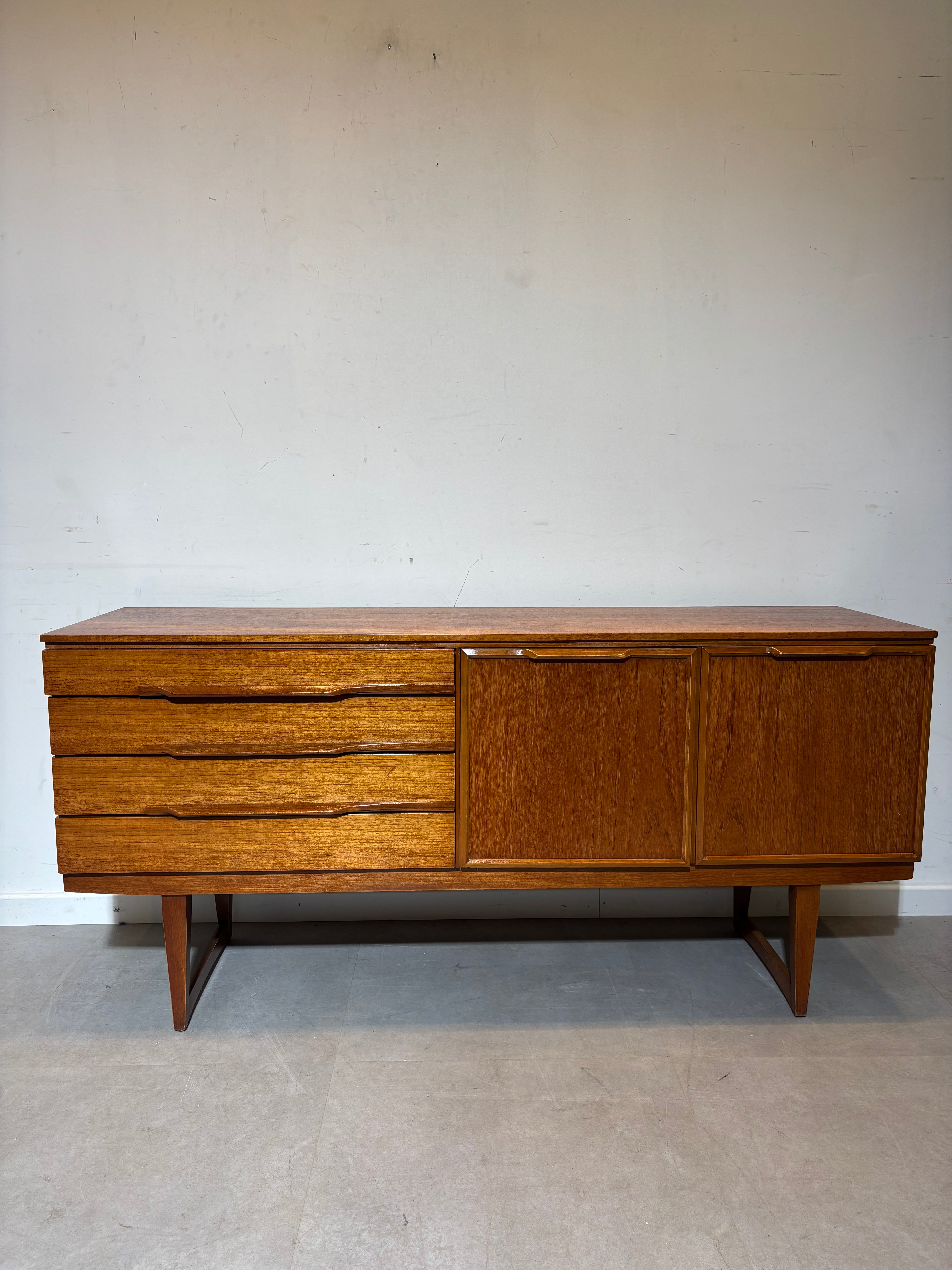 Buffet vintage « Ranella » en teck