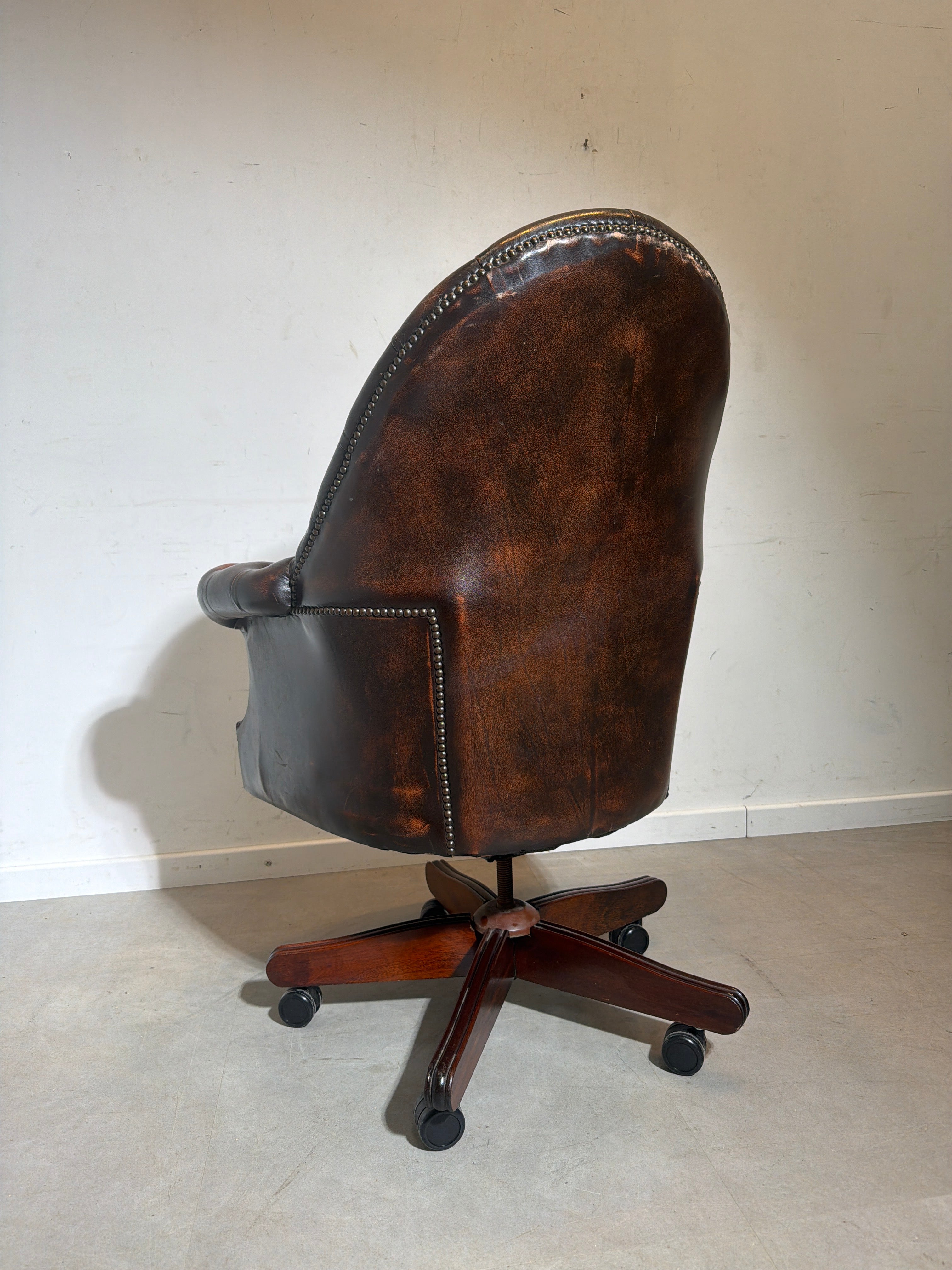 Chesterfield Directors Desk Chair in Brown Leather – Adjustable Height