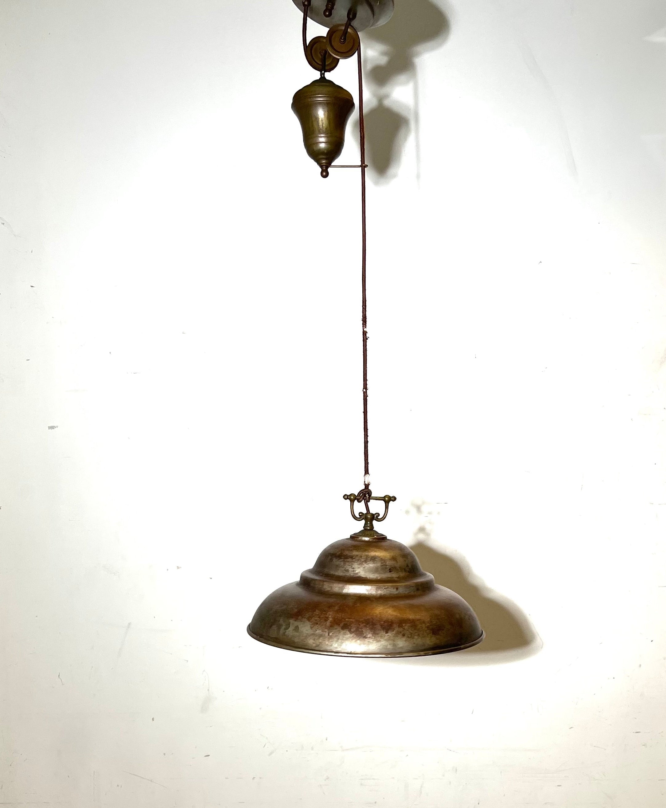 Industrial Counterweight Pendant Lamp