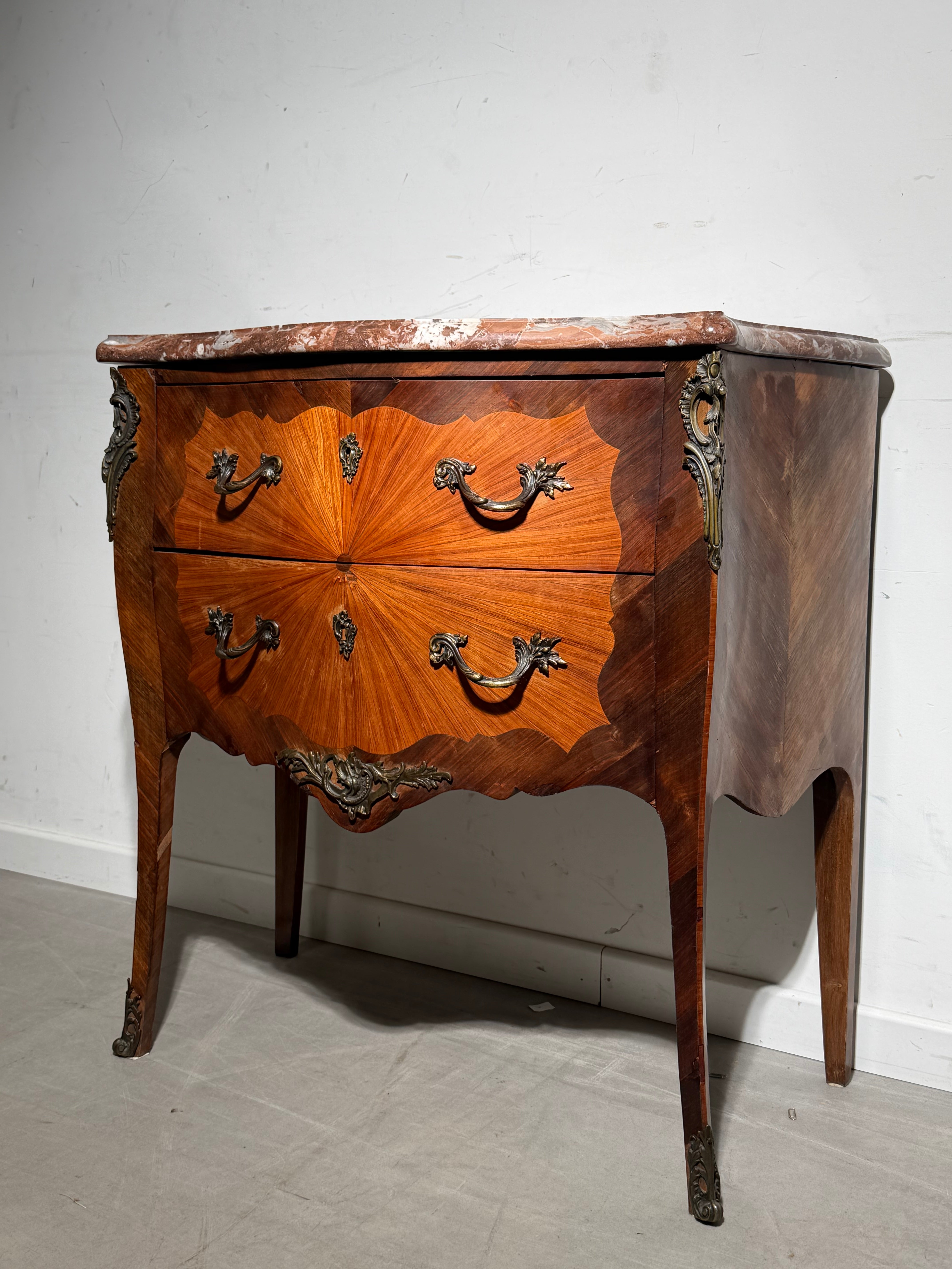 Antique French Louis XV Style Marquetry Commode with Marble Top – 85 x 45 x 85 cm