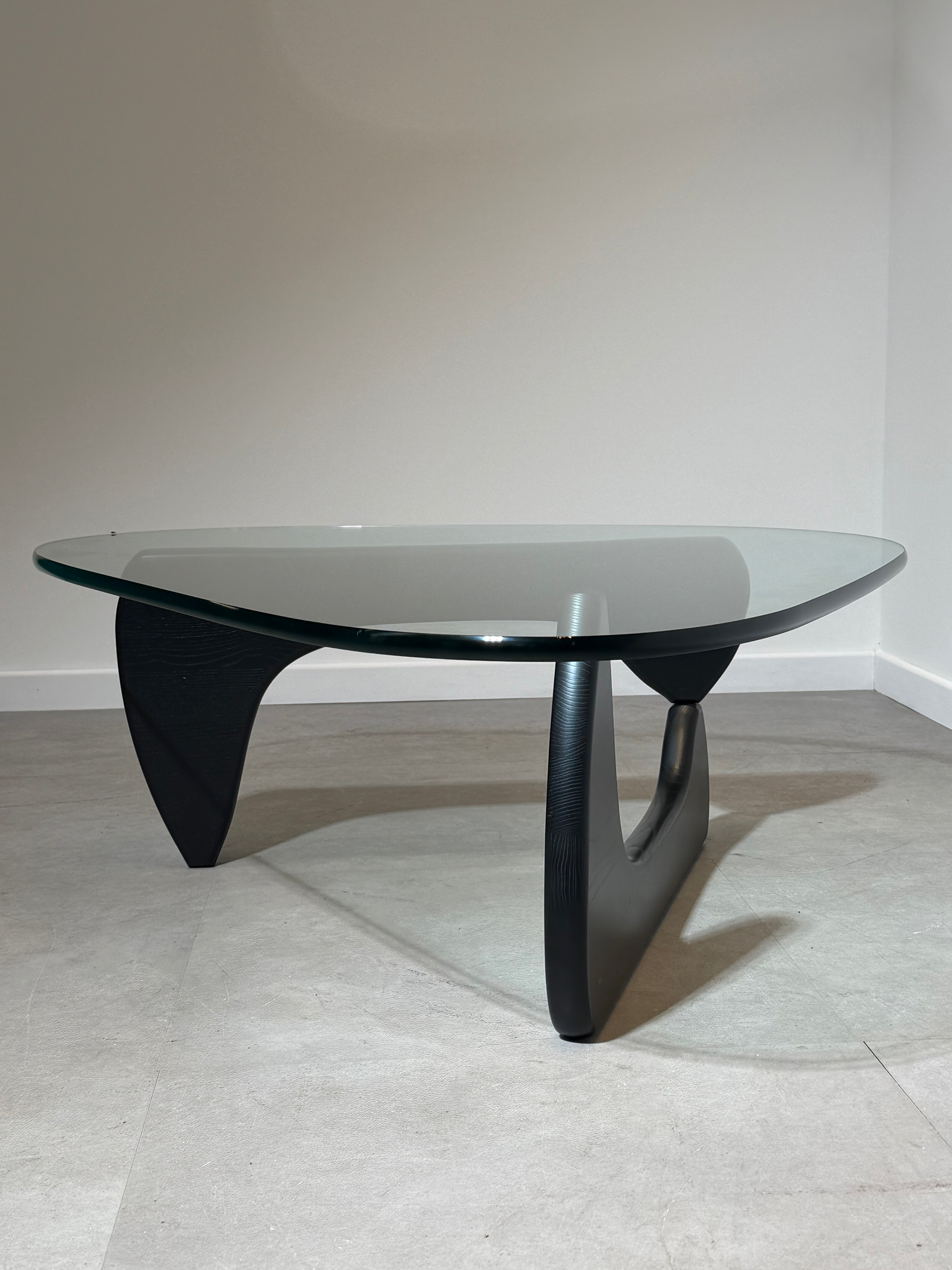 Noguchi Coffee Table by Vitra