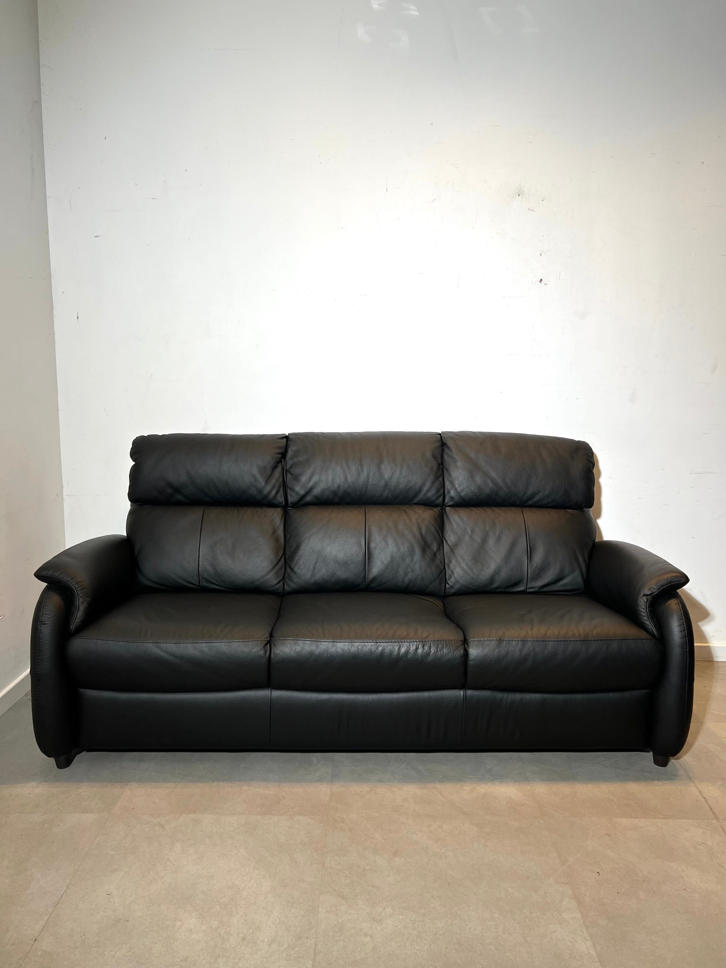 Calia Italia Black Leather Sofa – 2 & 3 Seater