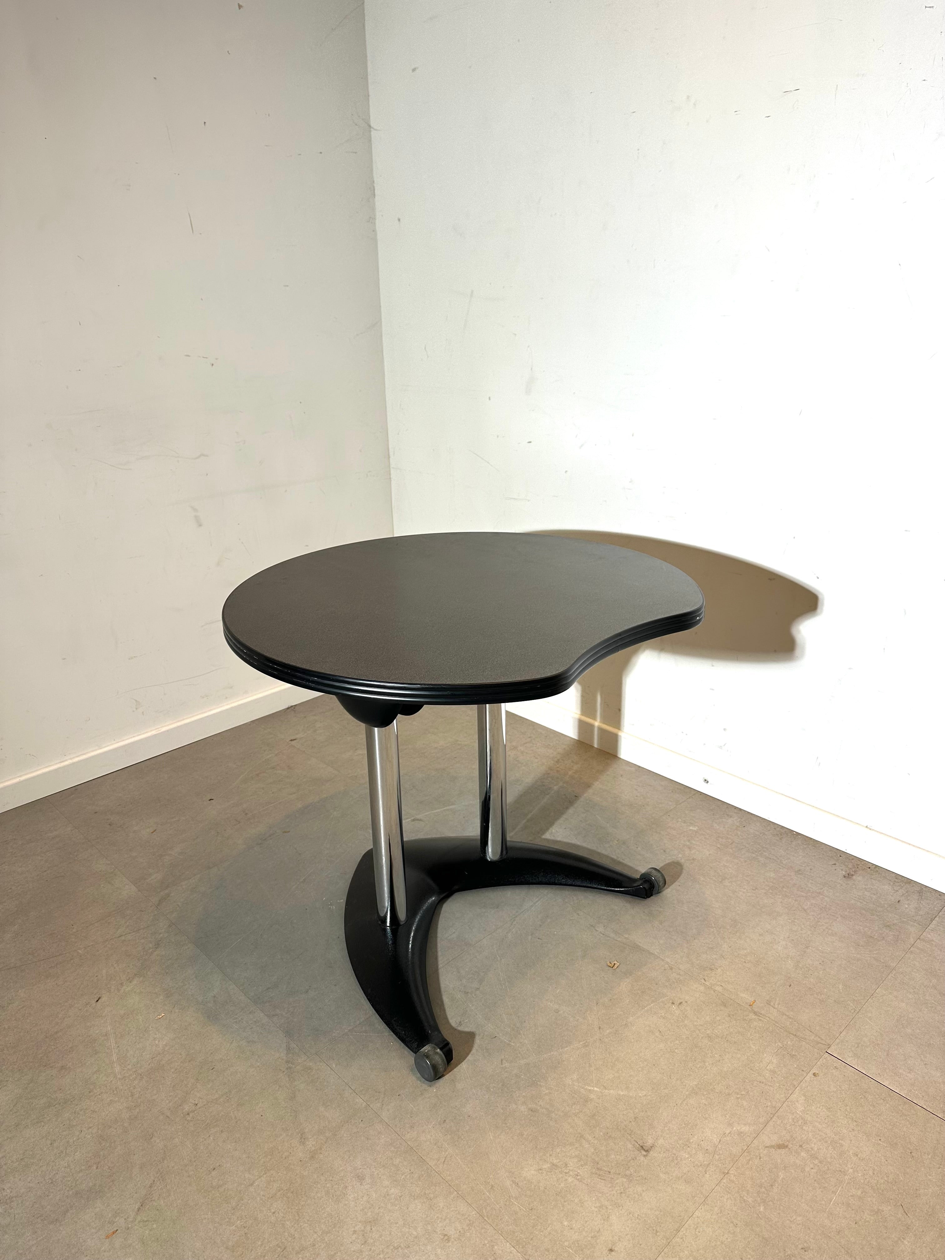Table d'appoint roulante moderne ITOKI