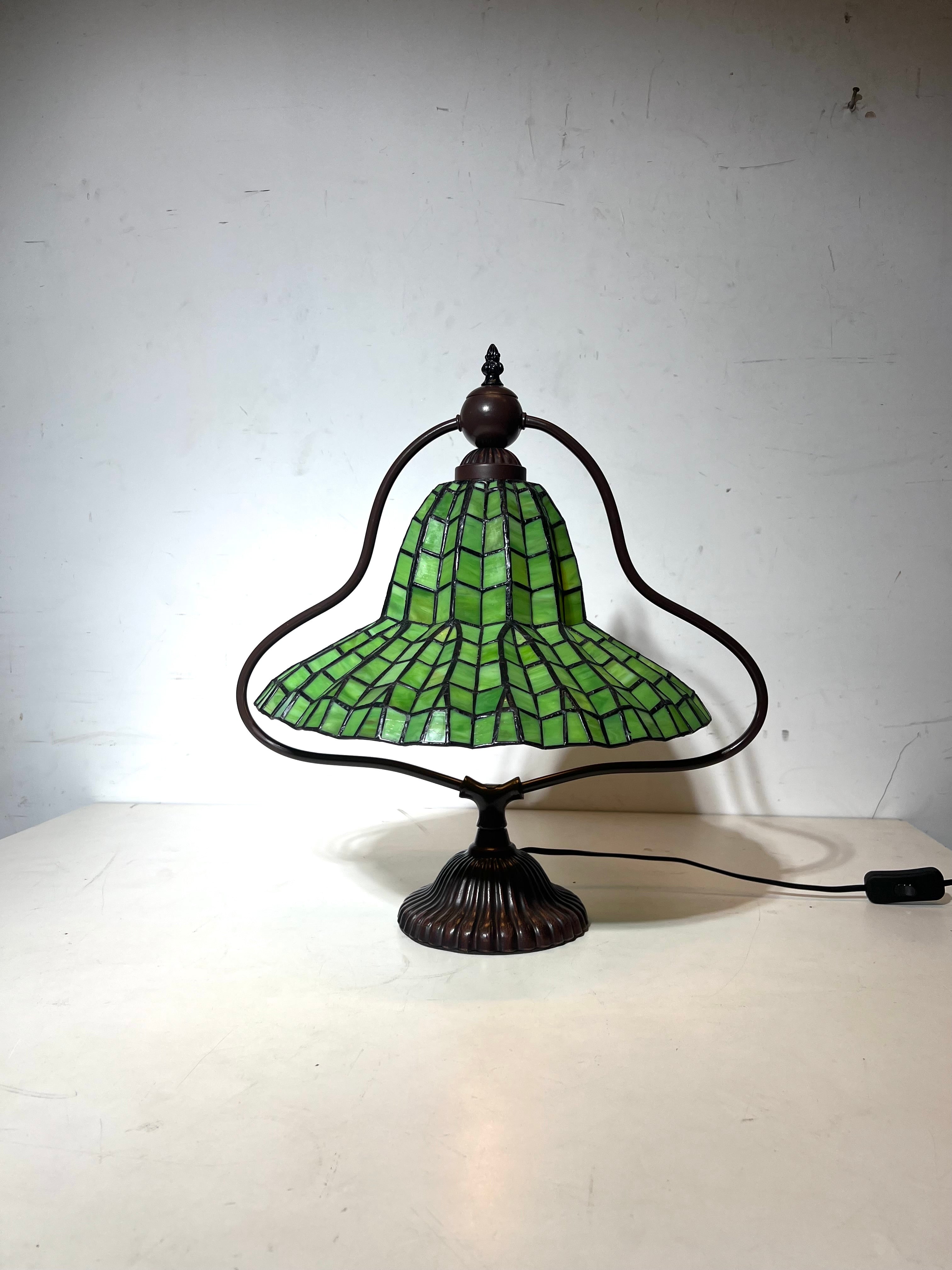 Tiffany Style Table Lamp – Green Stained Glass