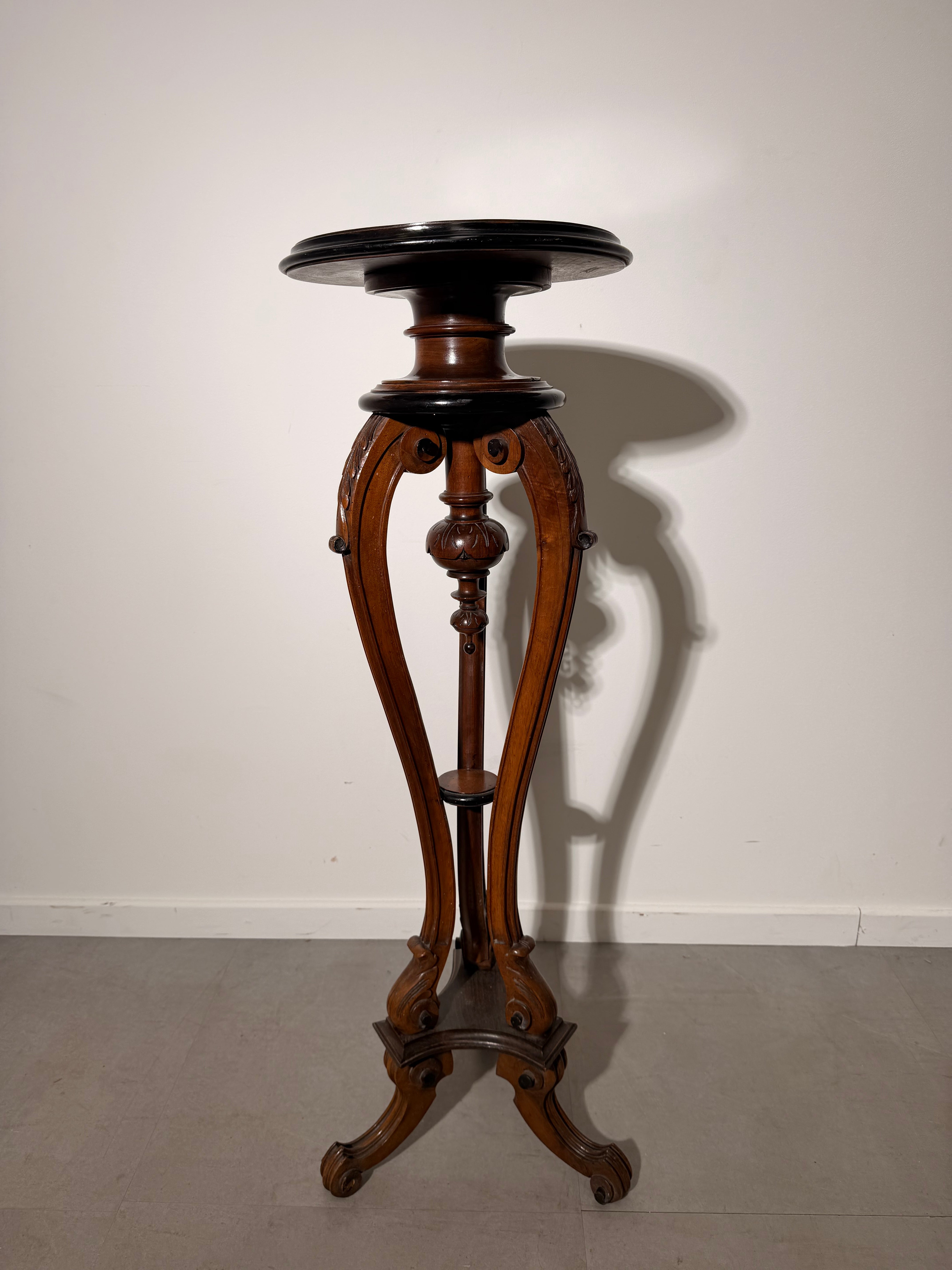Antique Victorian Pedestal
