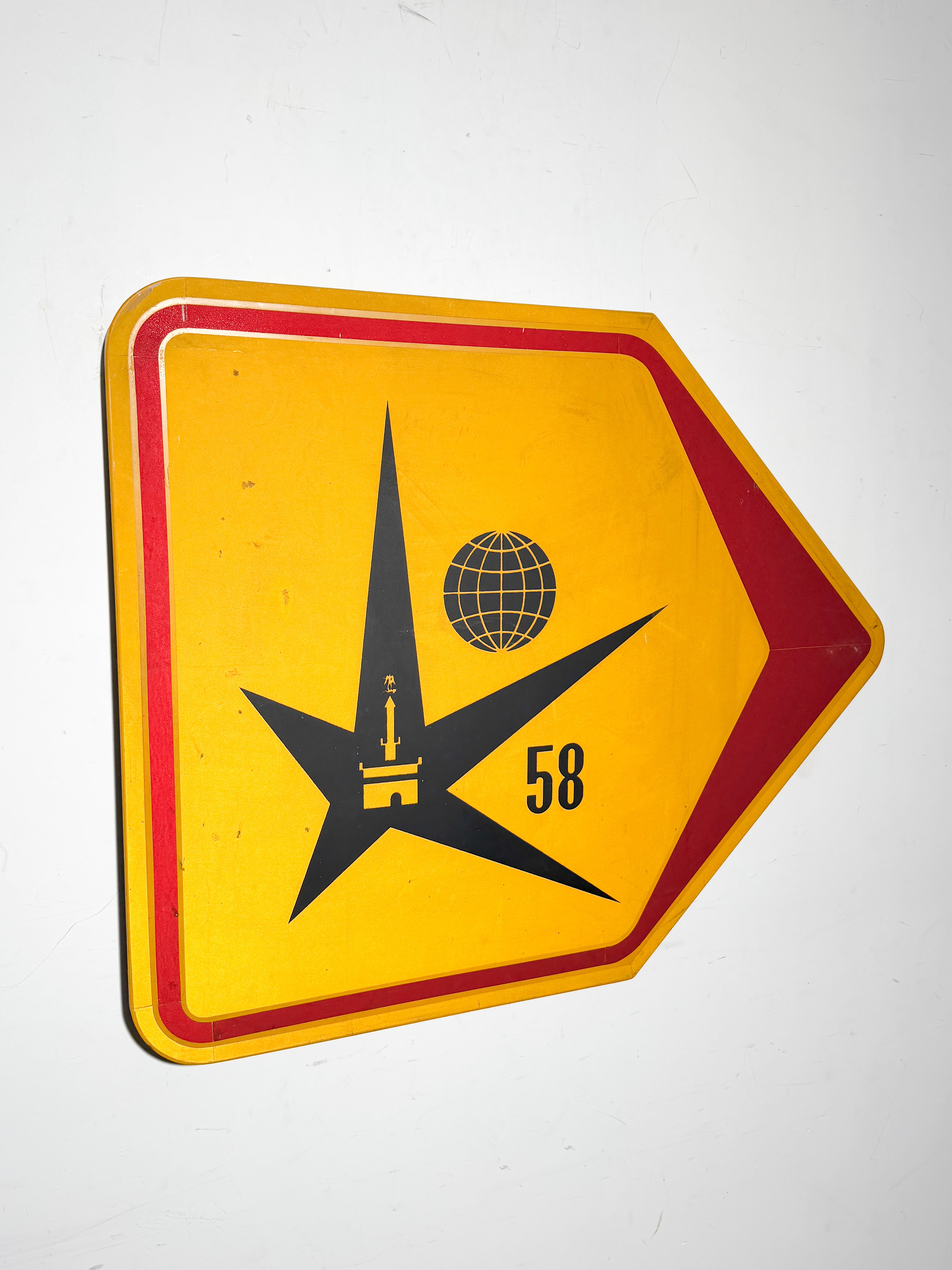 Panneau directionnel original de l'Expo 58