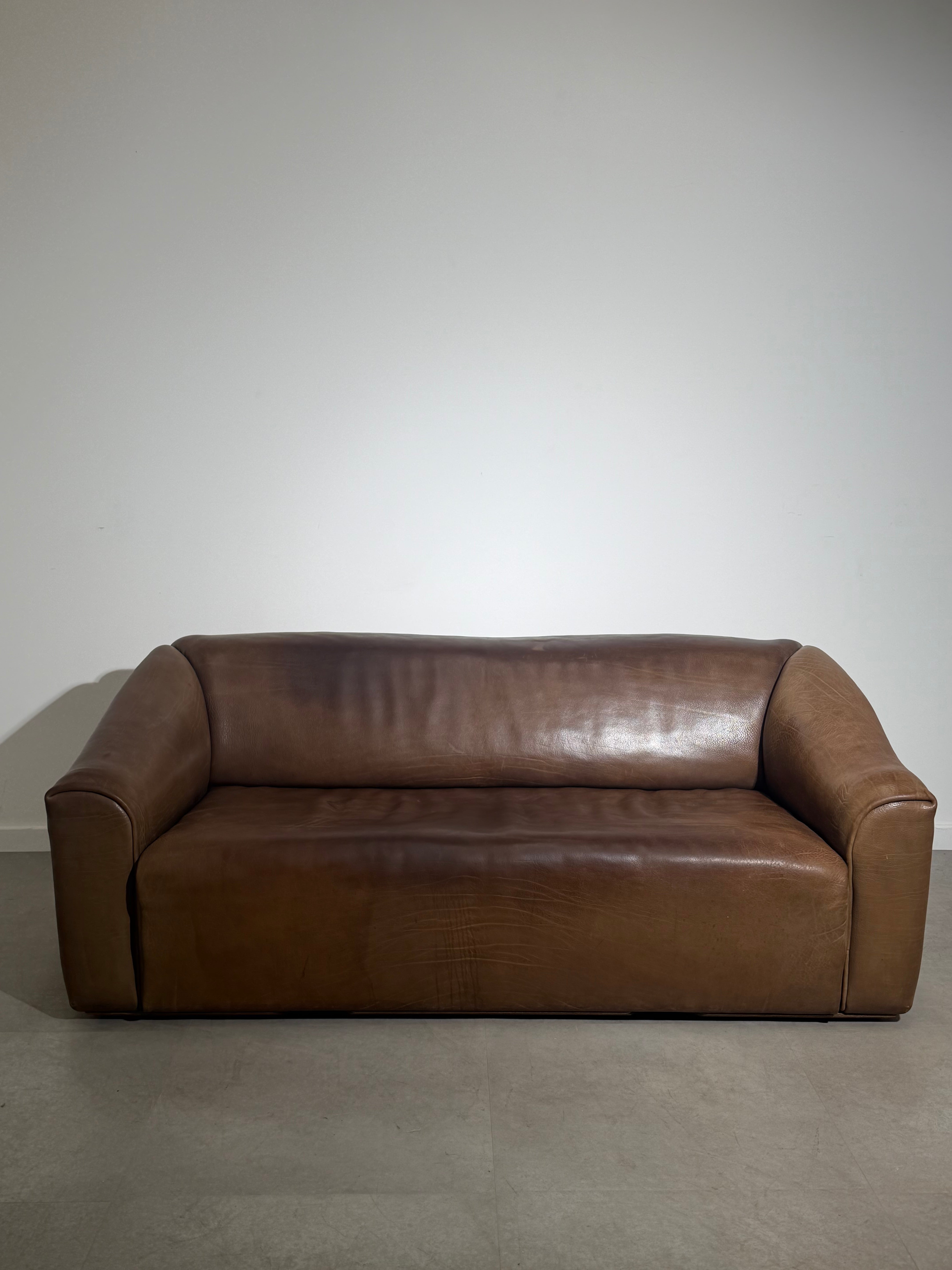 De Sede DS-47 Vintage Leather Sofa – Cognac