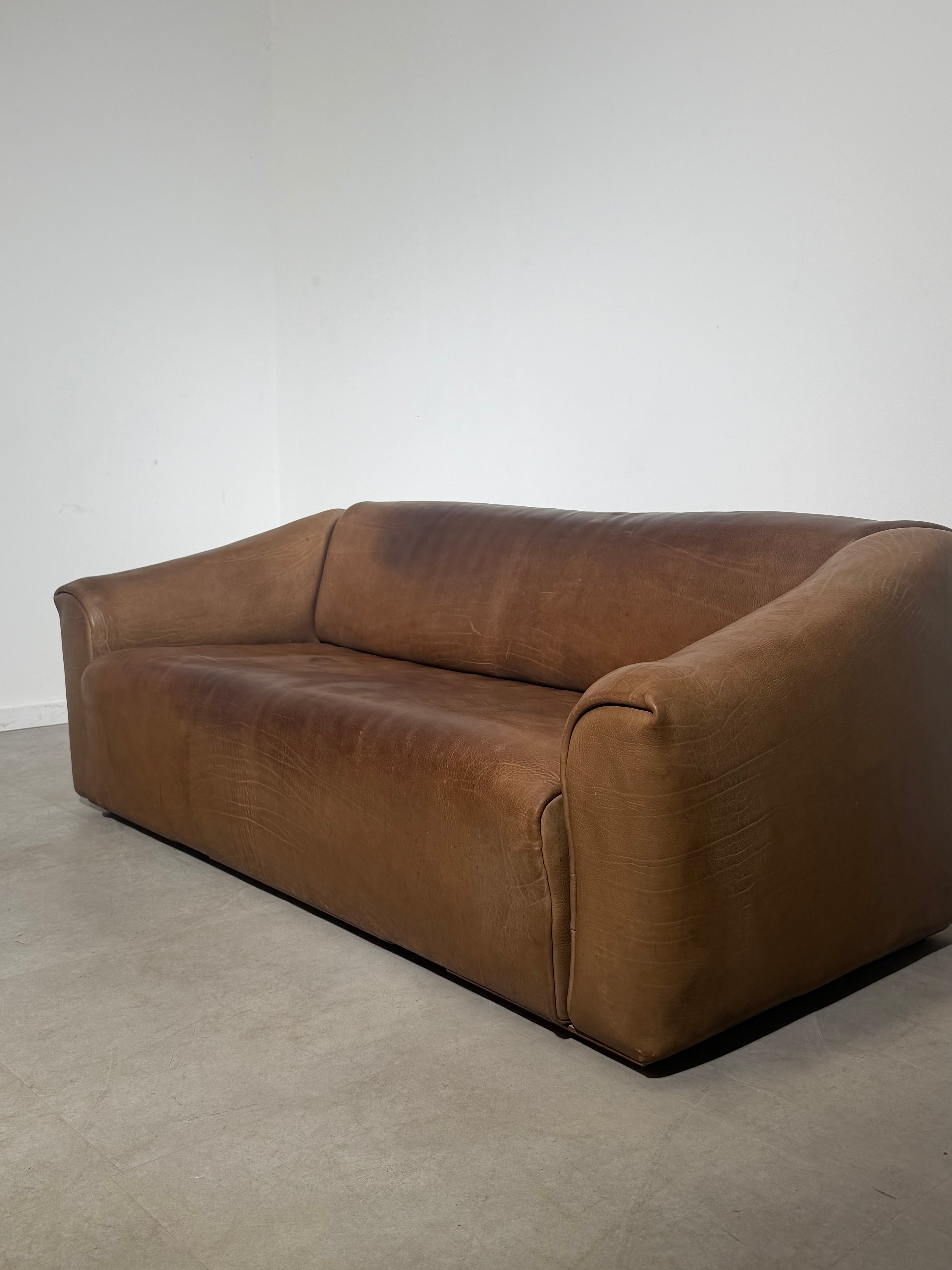 De Sede DS-47 Vintage Leather Sofa – Cognac