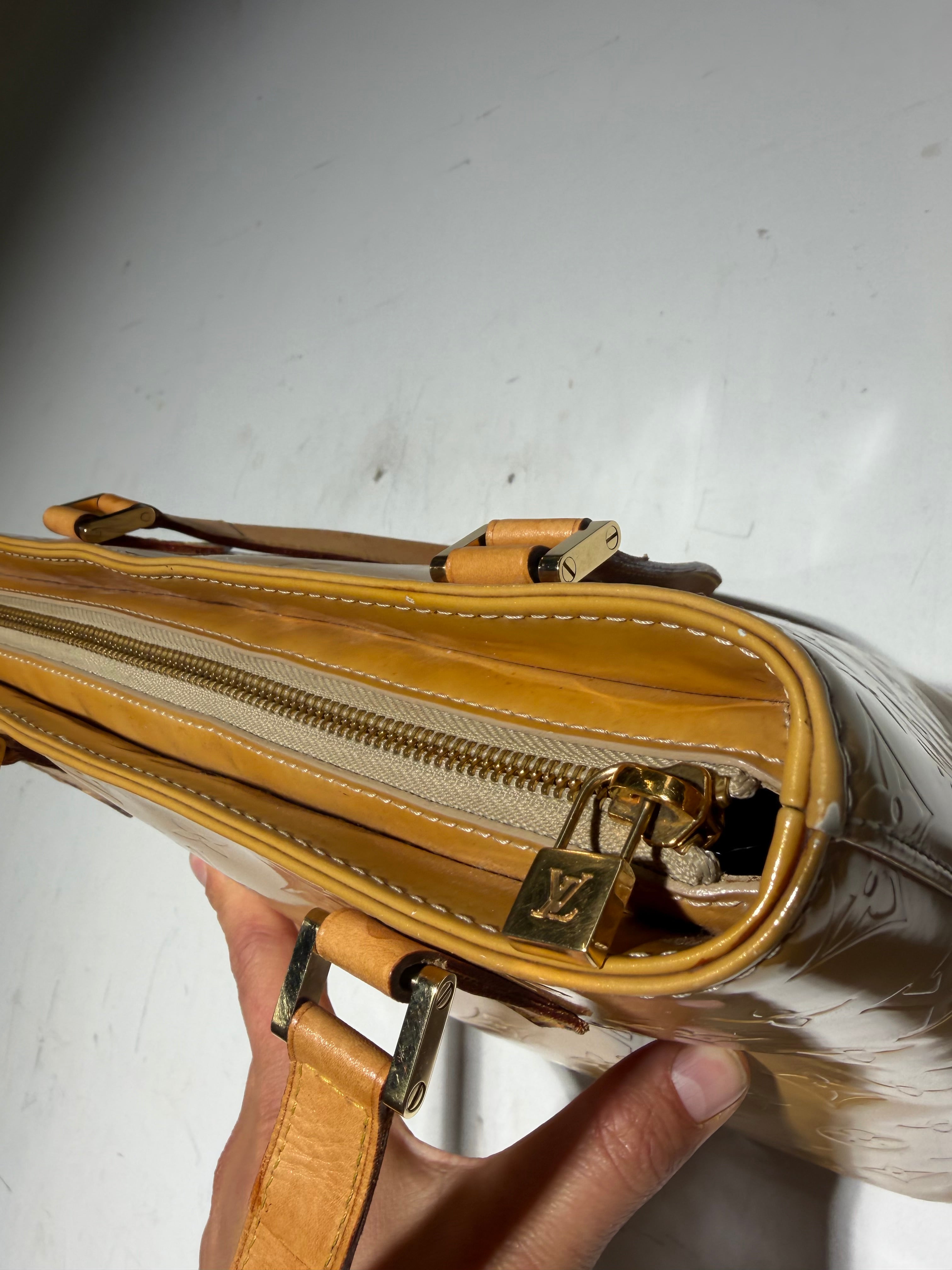 Louis Vuitton Houston Monogram Vernis Tote Bag Camel – 30 x 25 cm + Dustbag