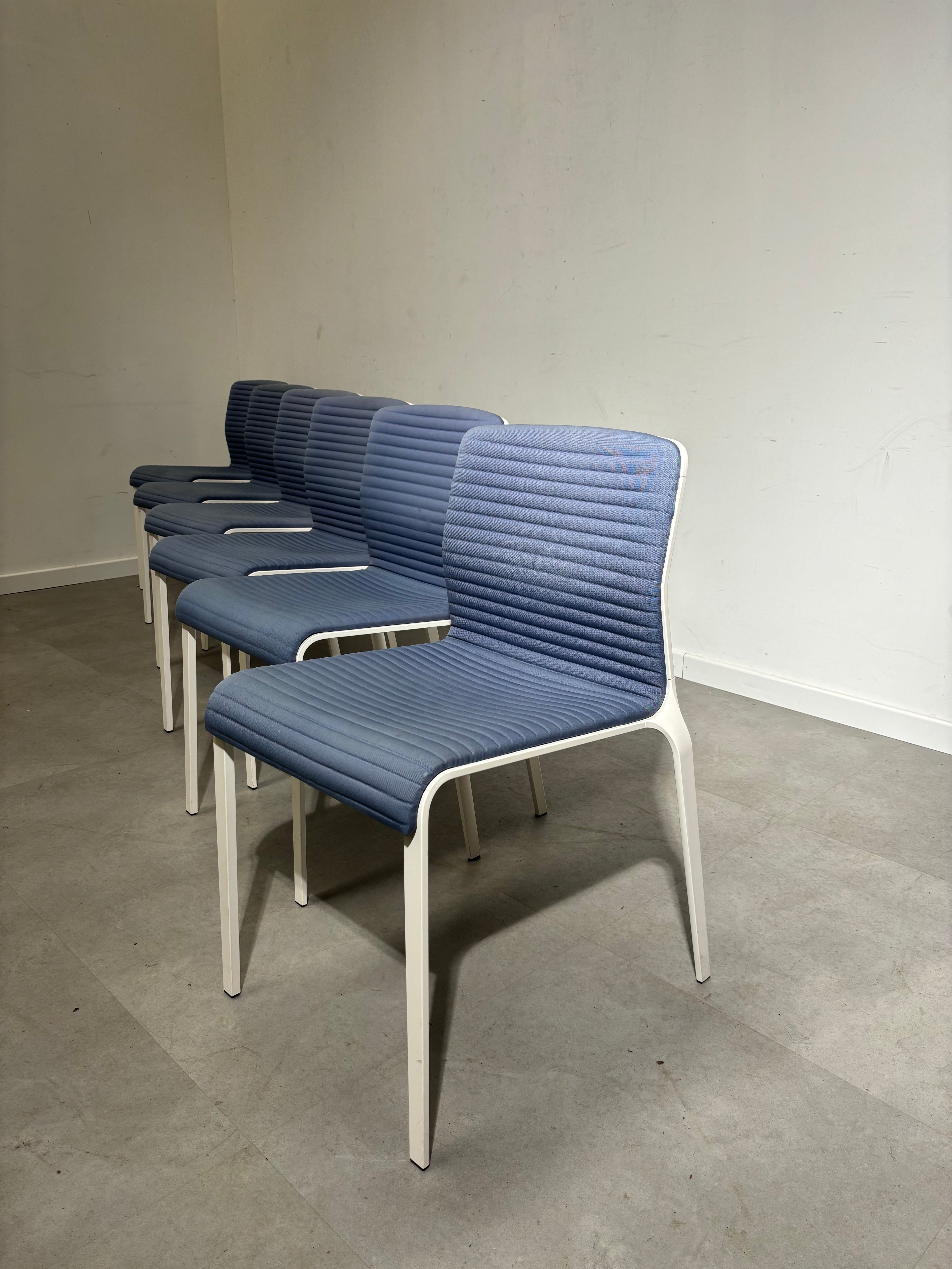 Ensemble de six chaises MDF italia Modèle « Bend »