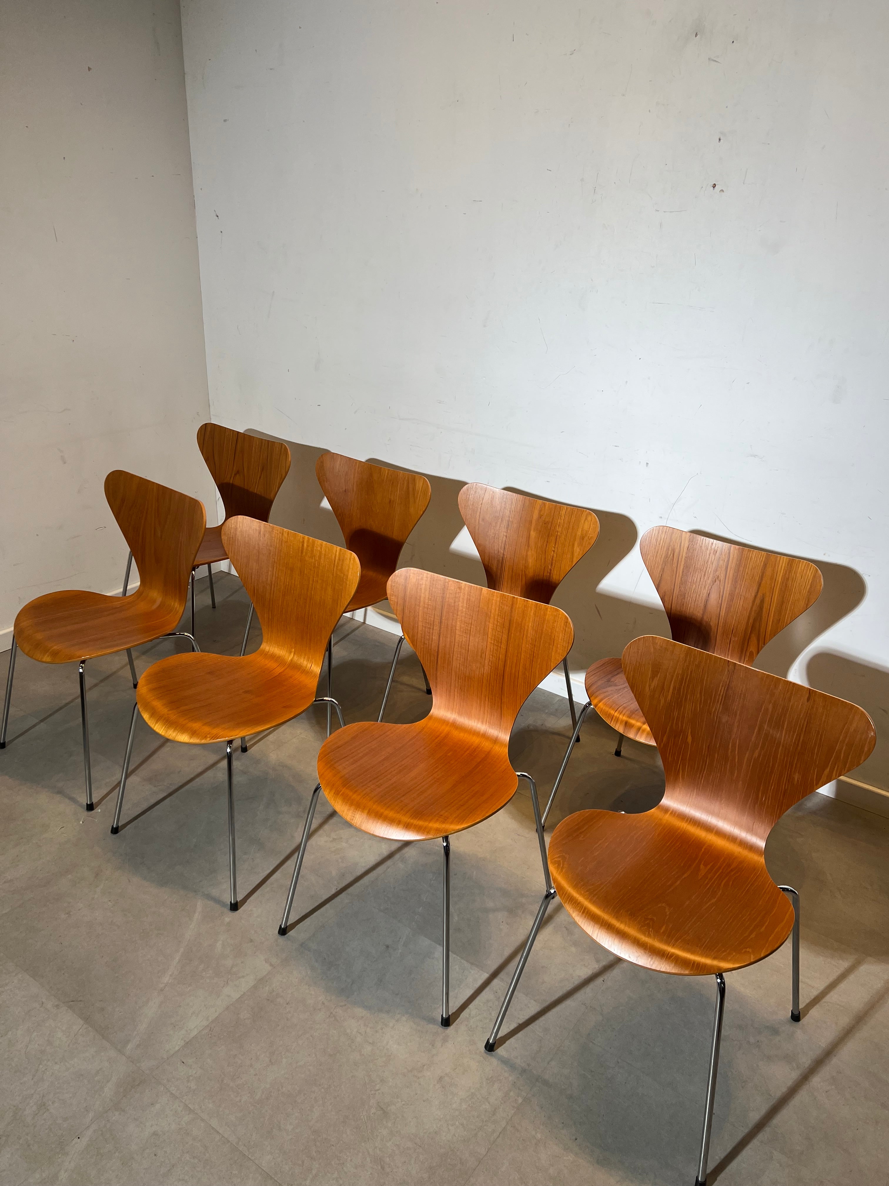 Set of 8 Fritz Hansen Series 7 Stackable Chairs