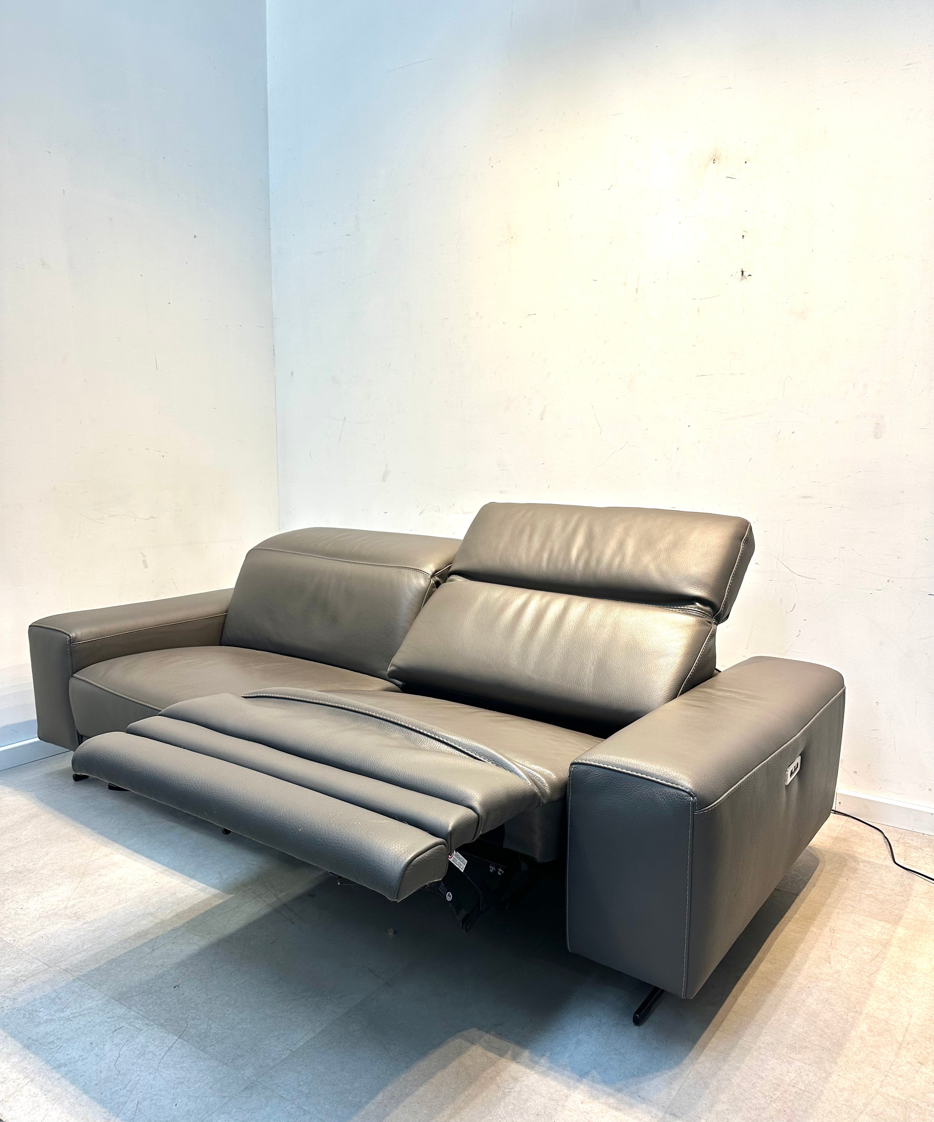 T&T Design Electric Recliner Sofa & 2 Armchairs Set in Grey Leather