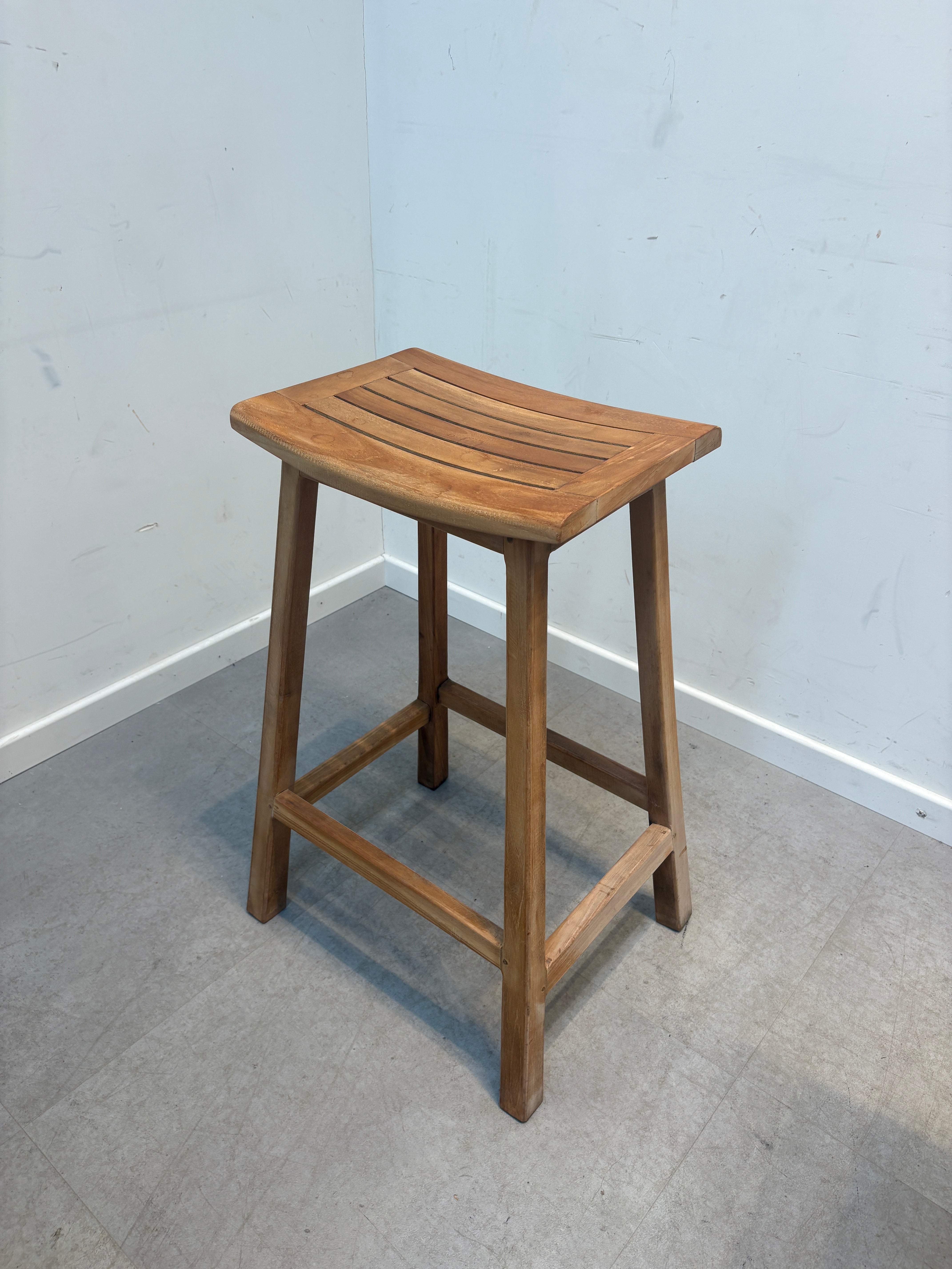 Tabouret de bar d'extérieur en teck