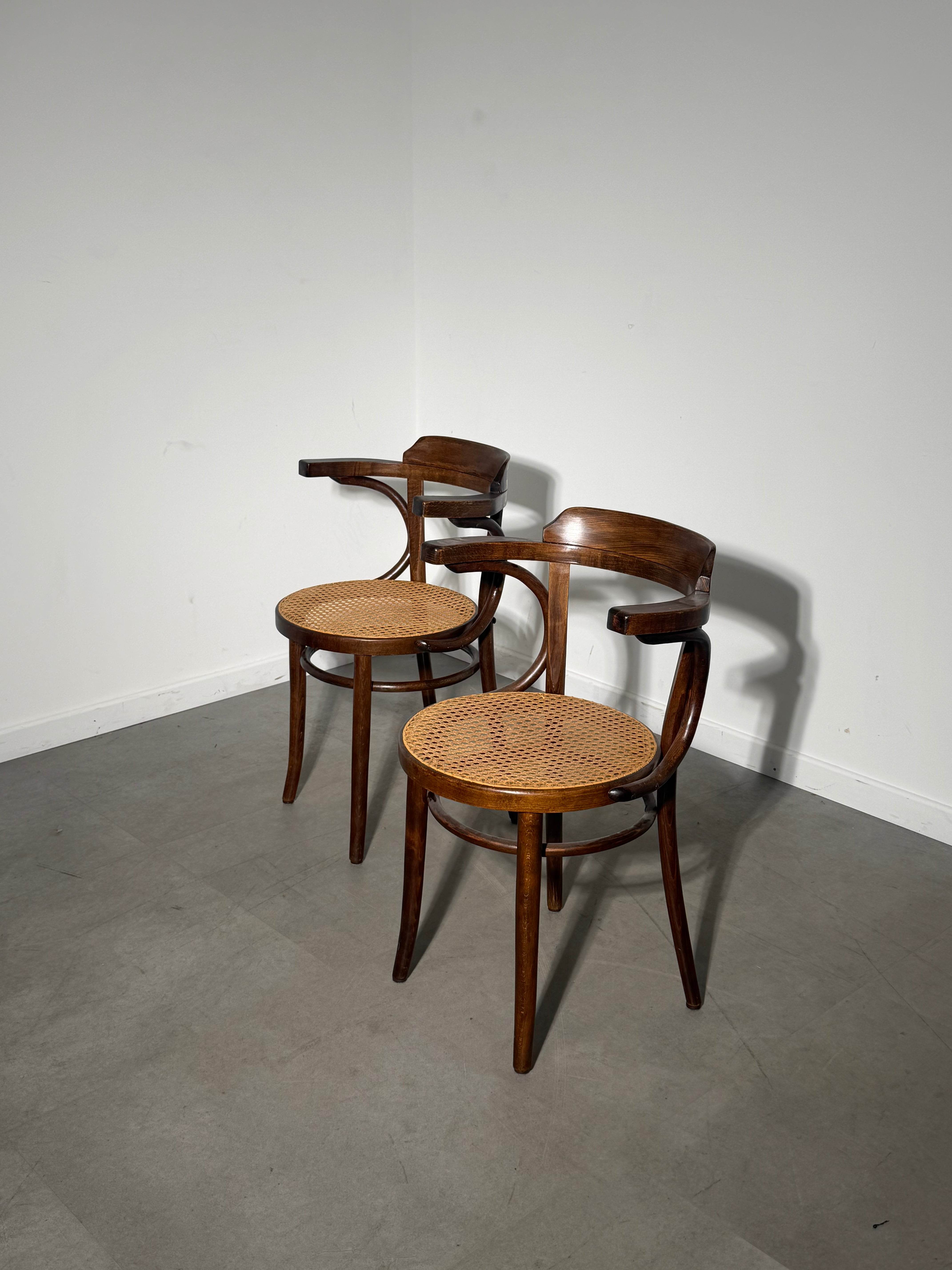 Thonet Model 233 Bentwood Armchairs – Pair
