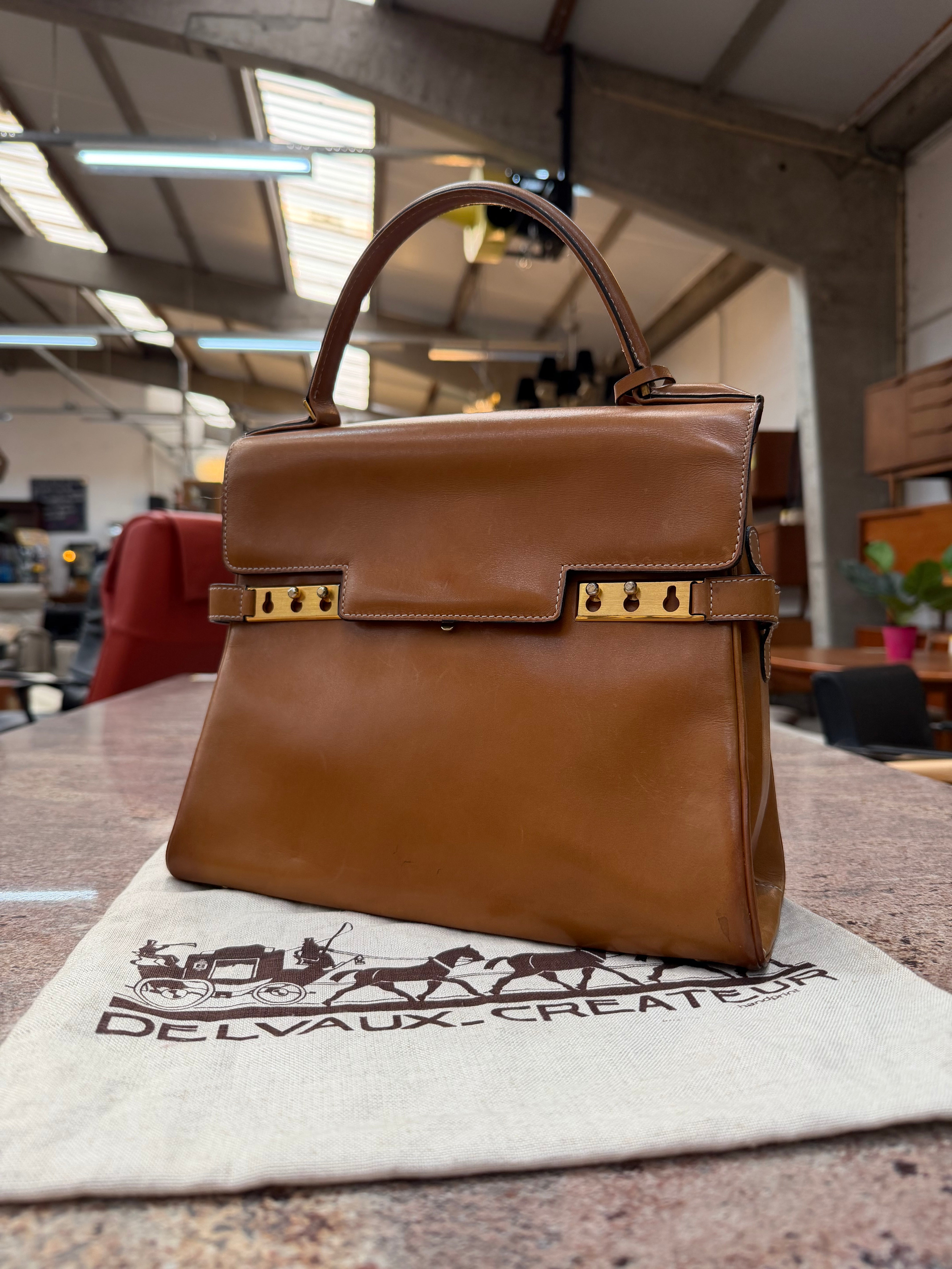 Vintage Delvaux Tempete MM Handbag – Cognac Leather – With Mirror & Original Dustbag