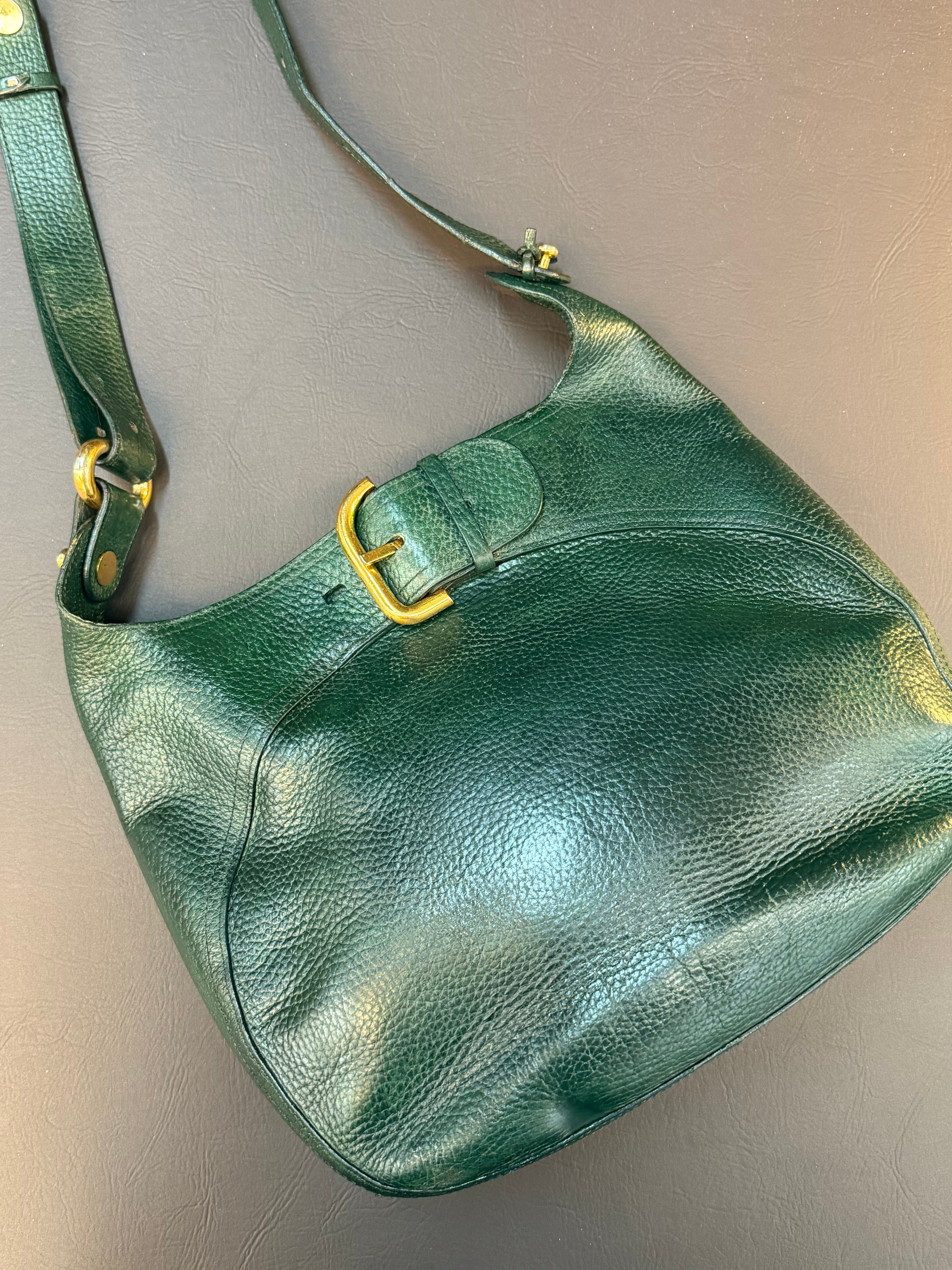 Delvaux “Souverain” Shoulder Bag – Green Leather – 32 x 25 cm