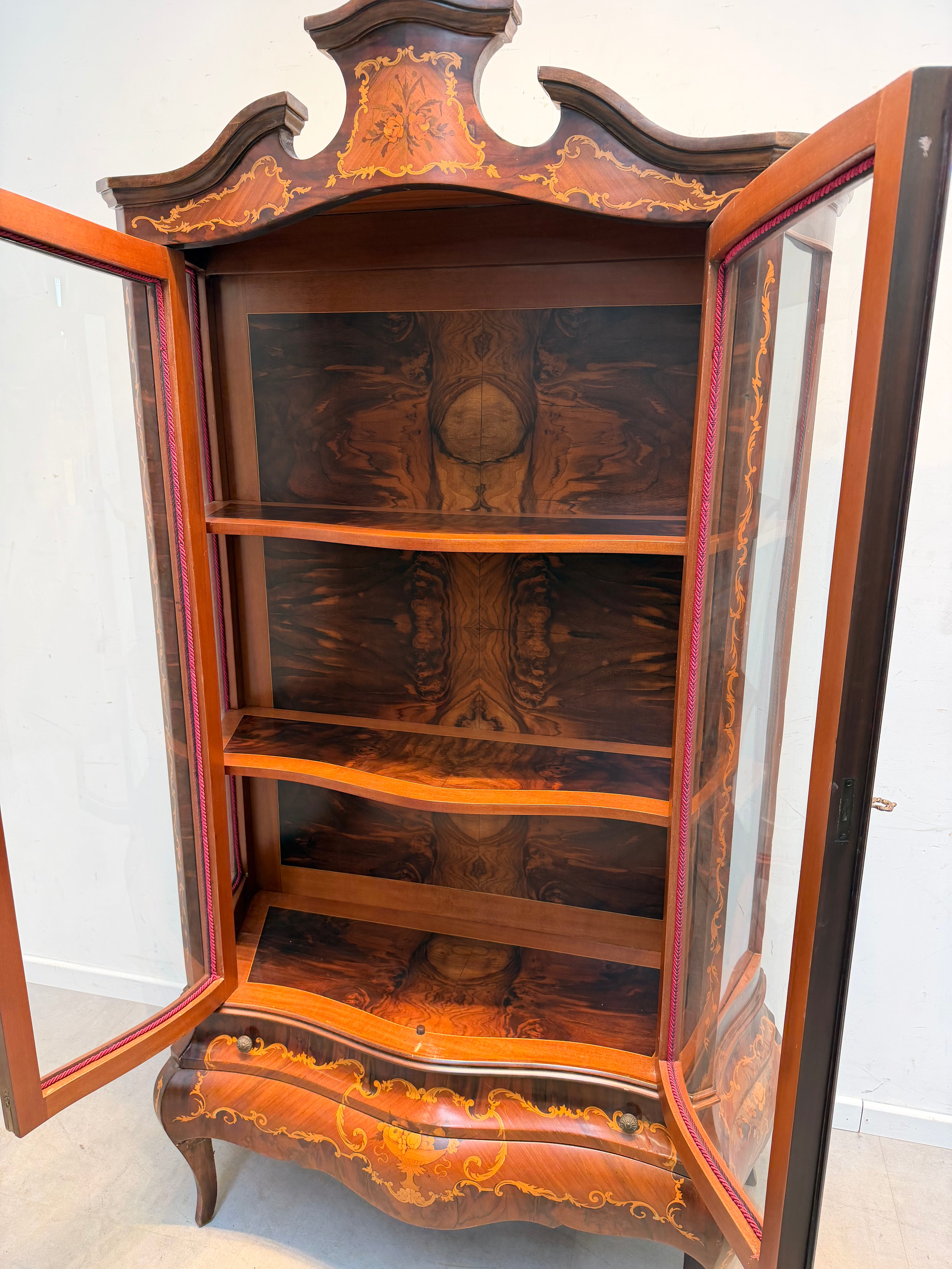 Vitrine Cabinet In Marquetry