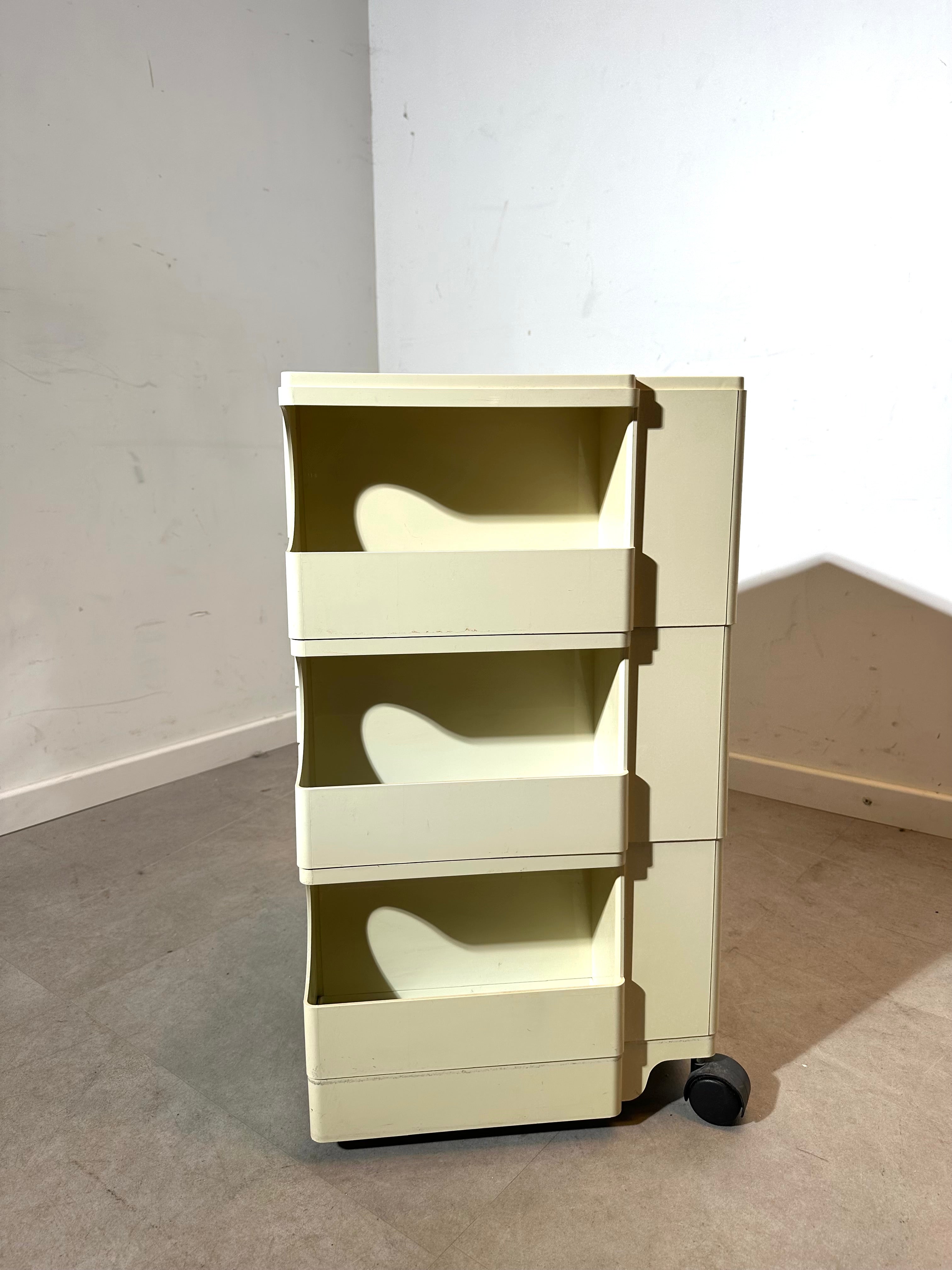 Joe Colombo “Boby” Trolley