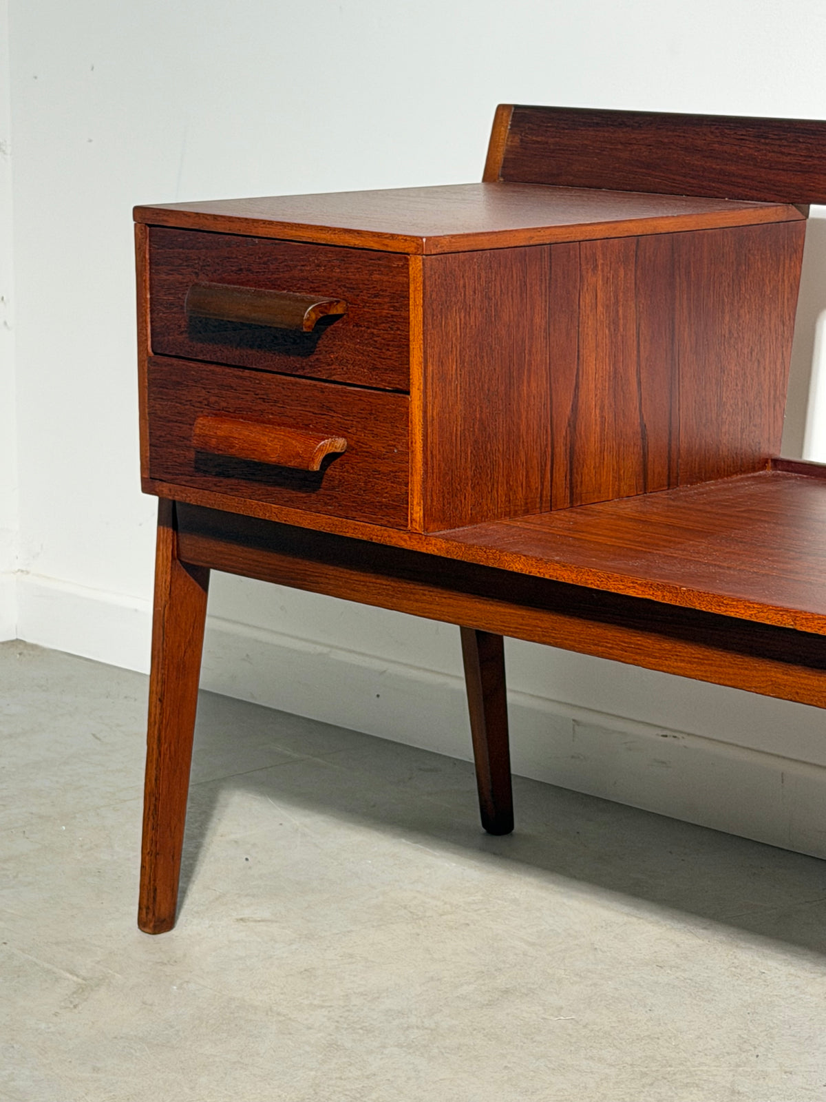 Chippy Heath Teak Telephone Table – British Mid-Century Modern