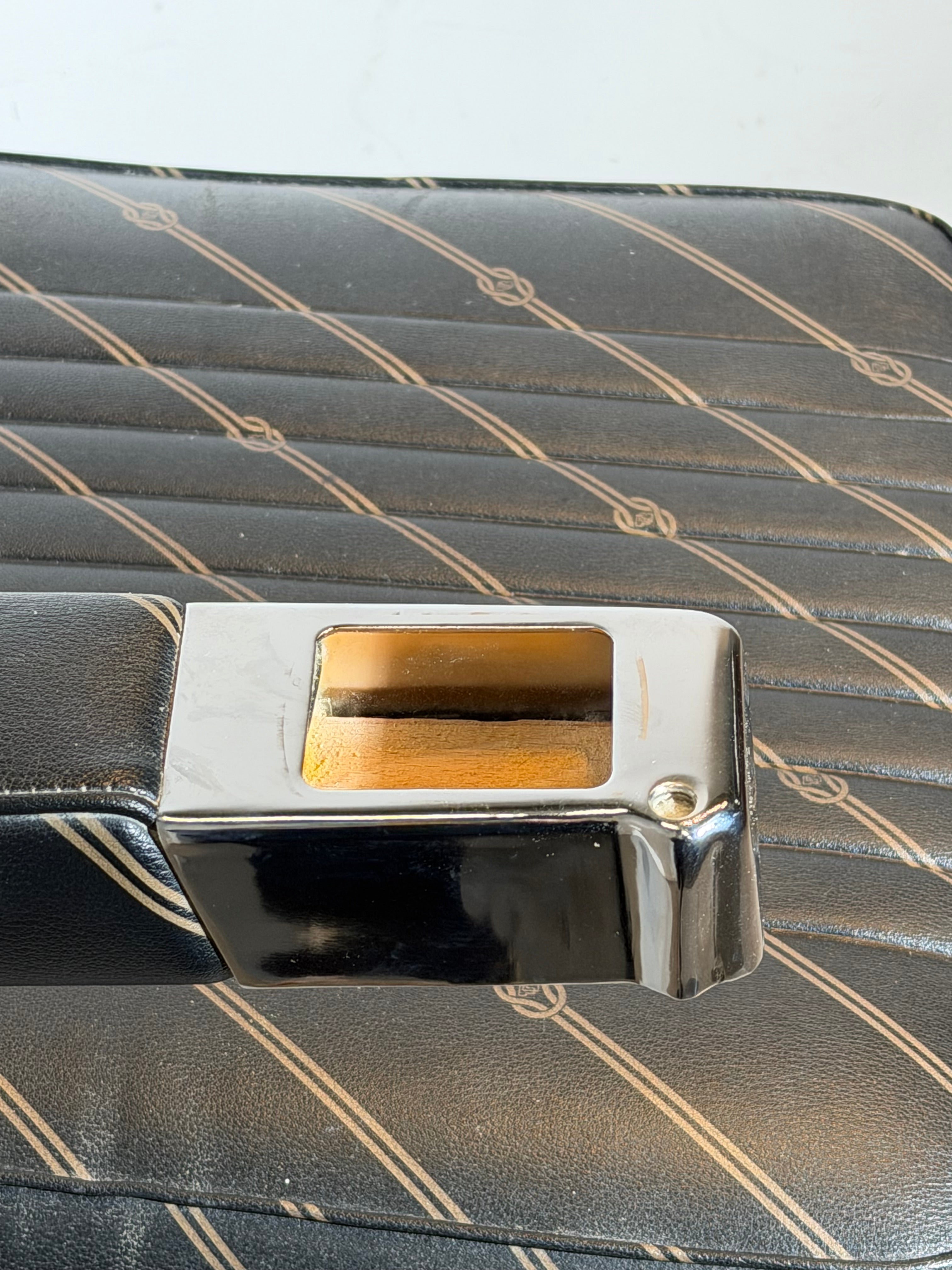 Belmont Apollo II Barber Chair – Vintage Icon