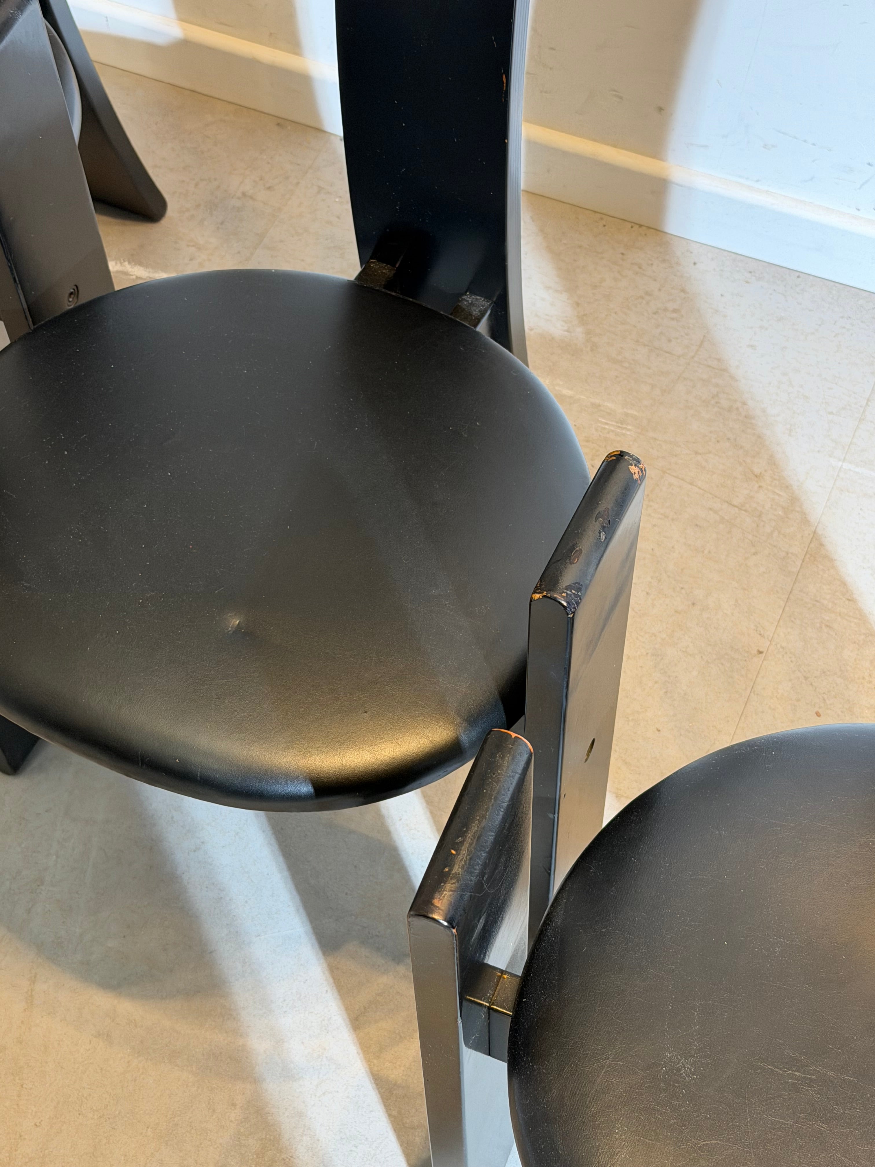 Chaises de design italien à dossier haut – Lot de six (non marquées)