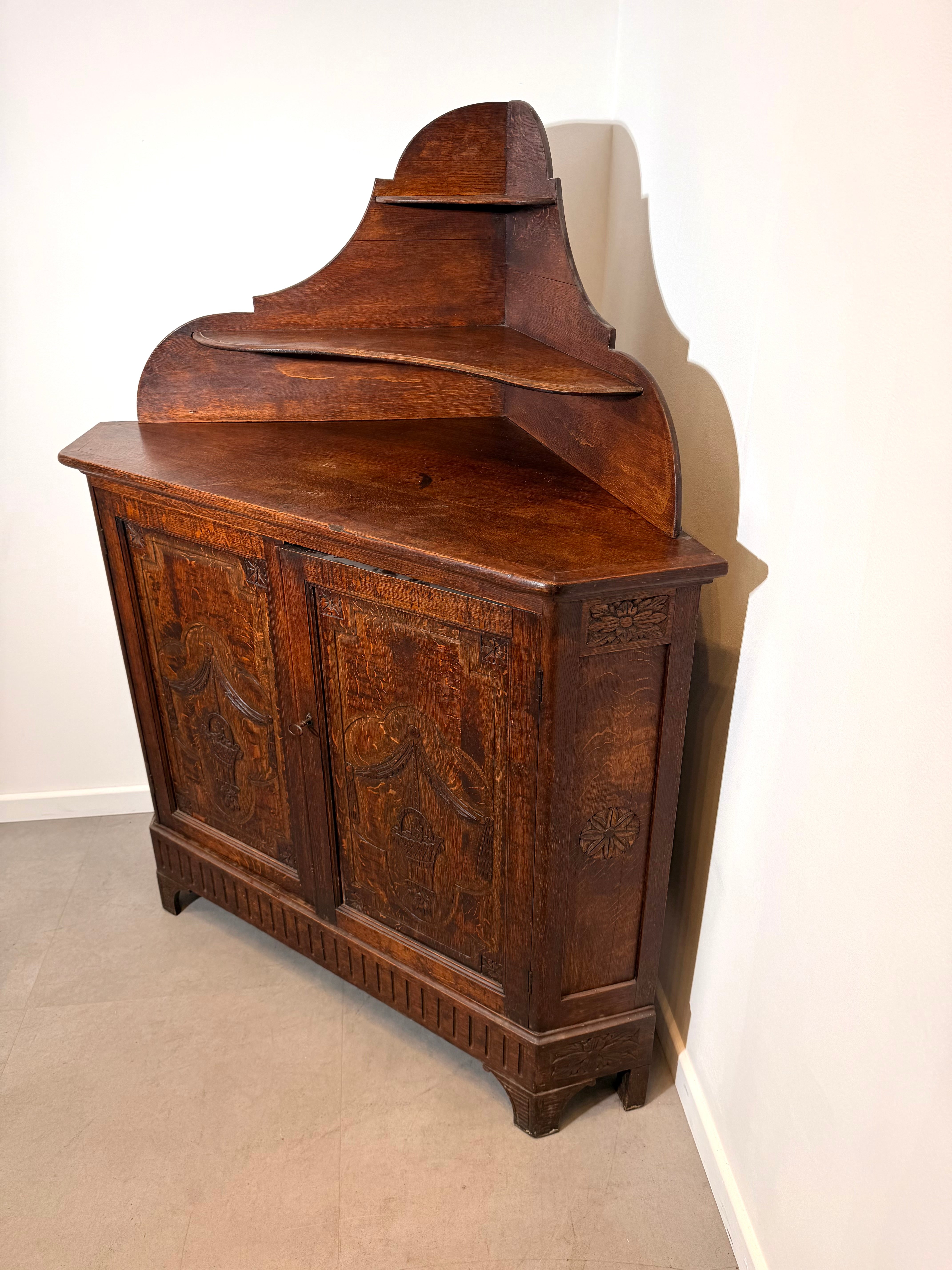 Antique Carved Oak Corner Cabinet with Shelved Top