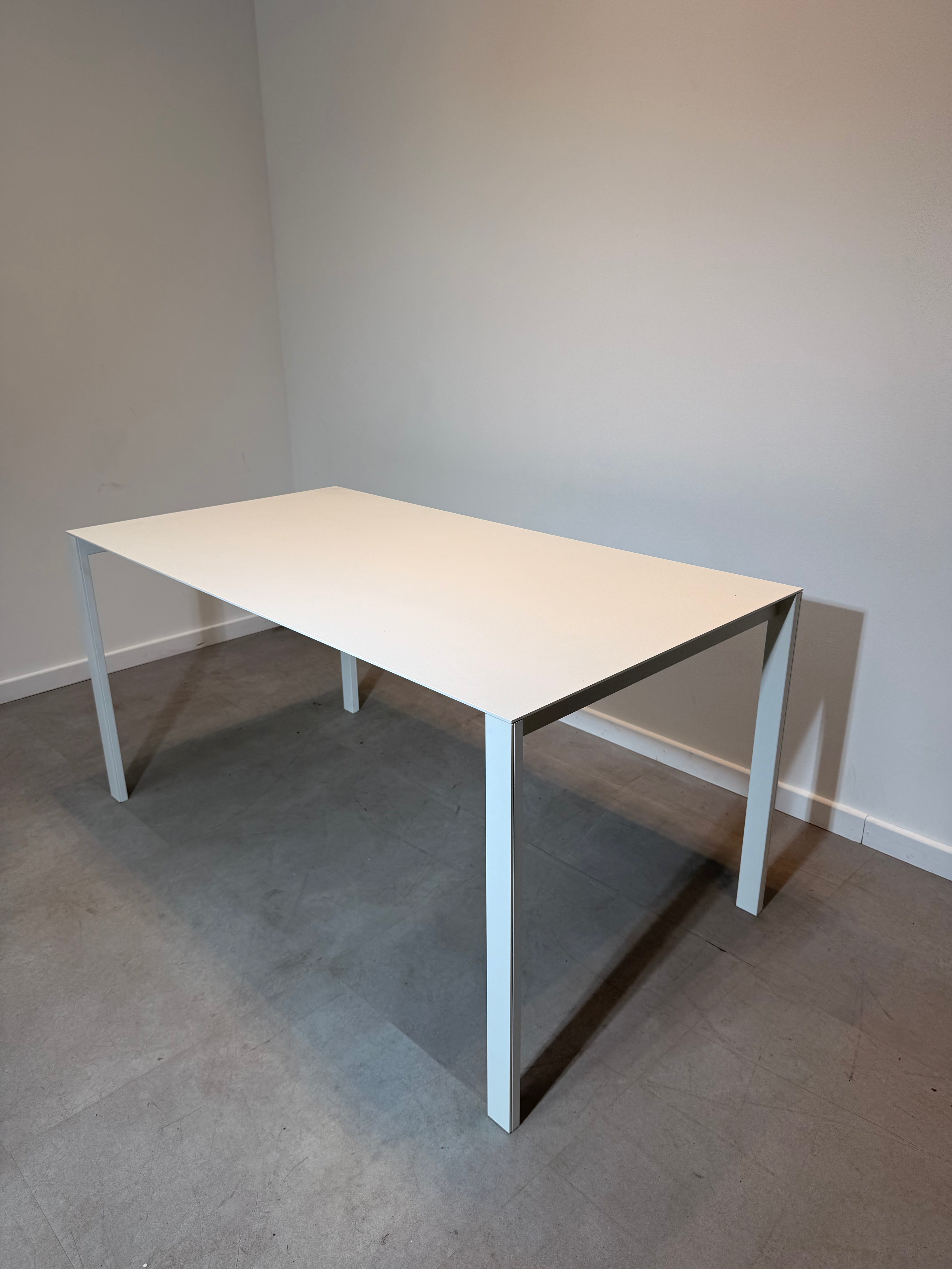 Kristalia Extendable Dining Table