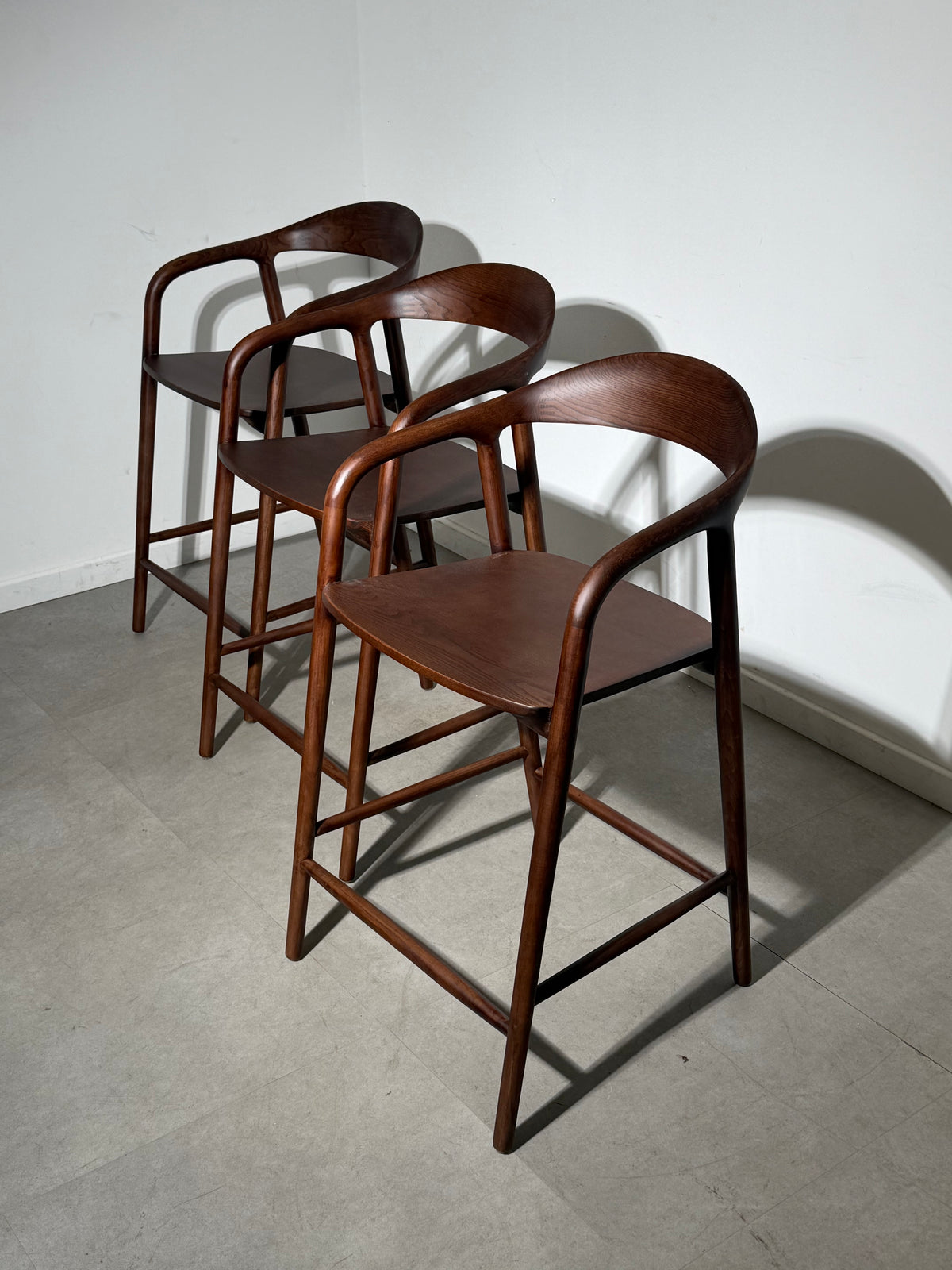 “Kobe” Bar Chair – Walnut Finish
