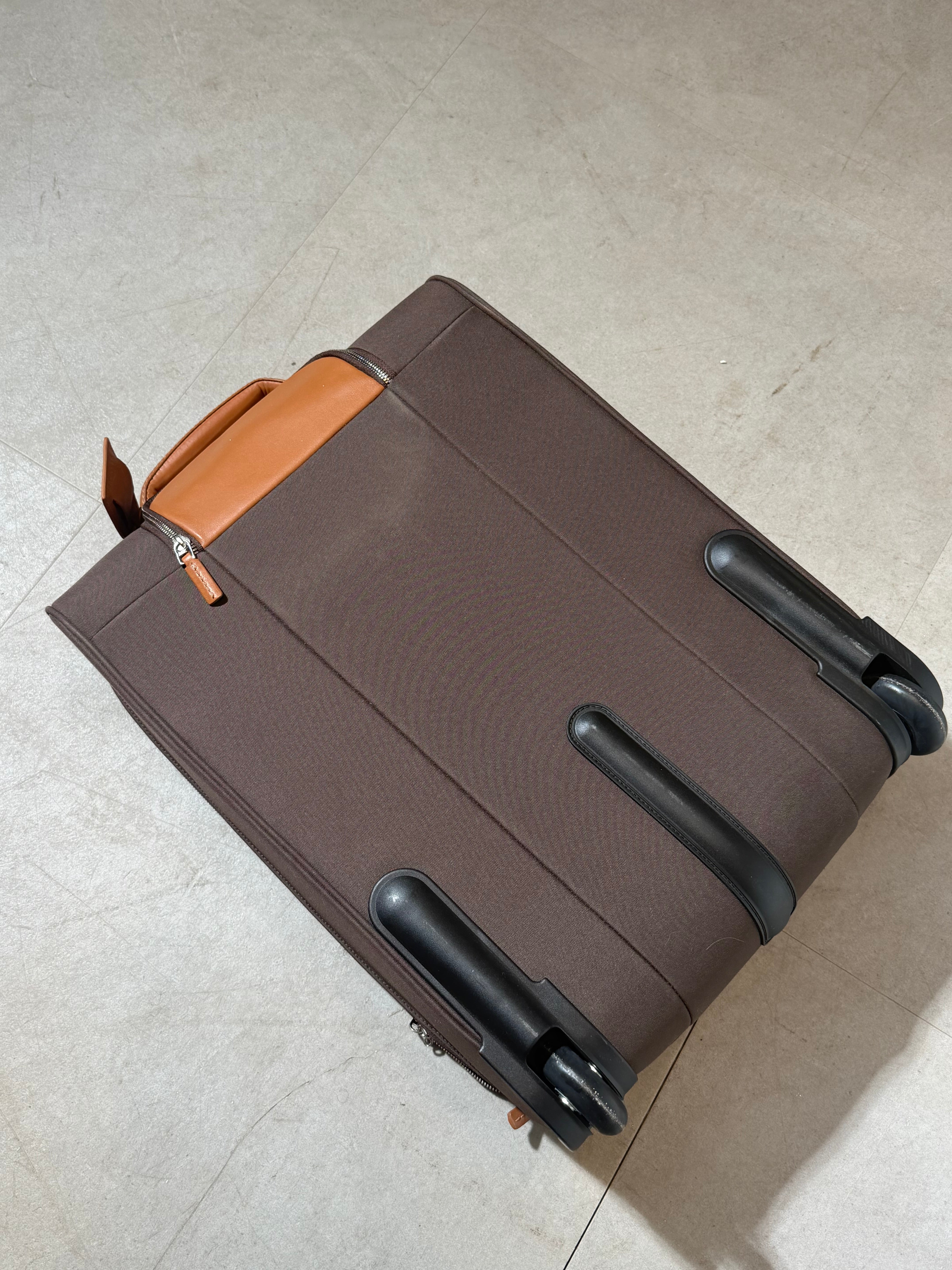 Delvaux Airess Rolling Hand Luggage – Brown & Cognac Leather Travel Case