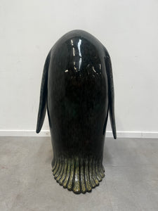 Statue Emperor Penguin with Chick