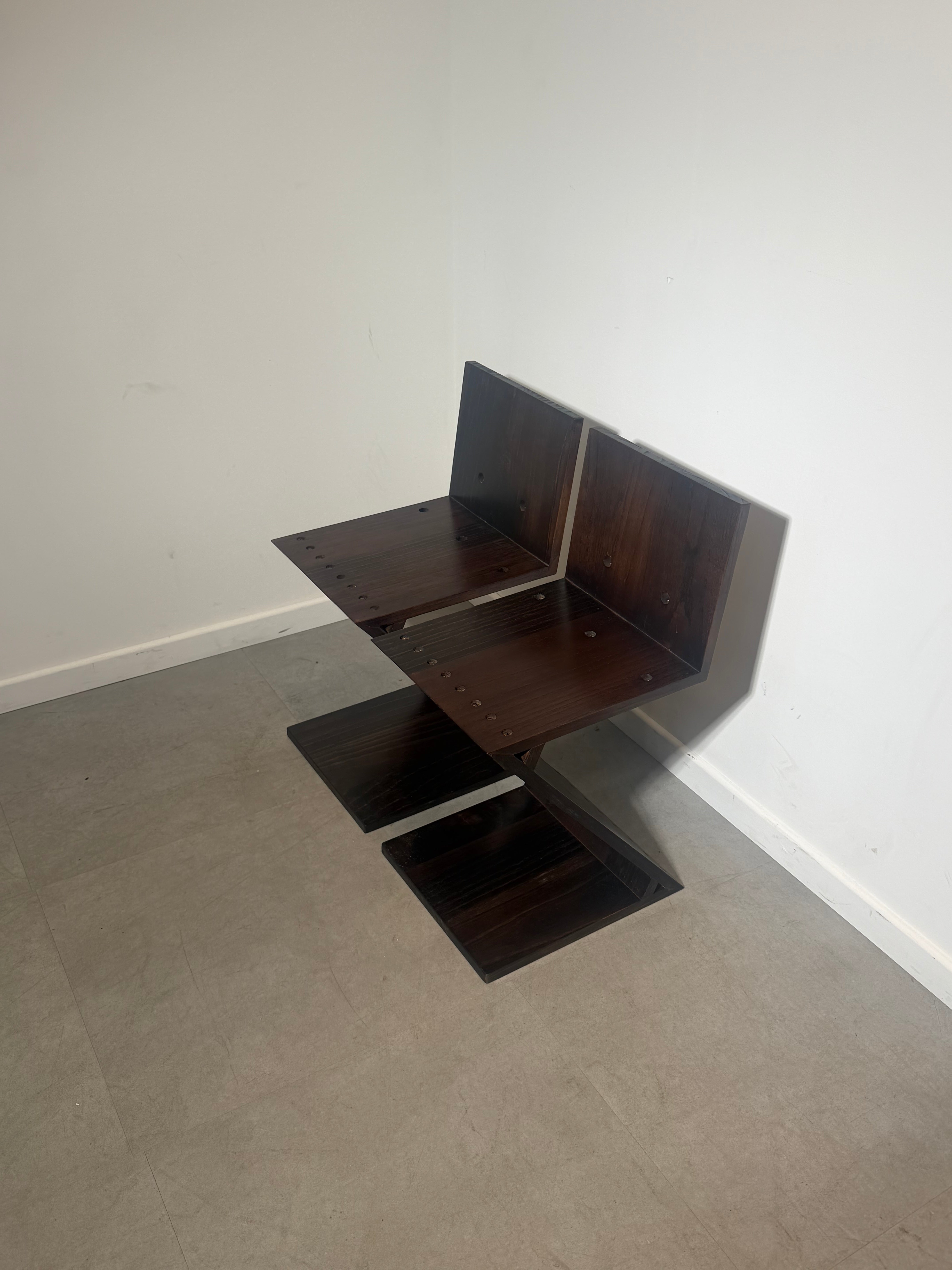Zig Zag Wooden Chair – Sculptural Postmodern Design