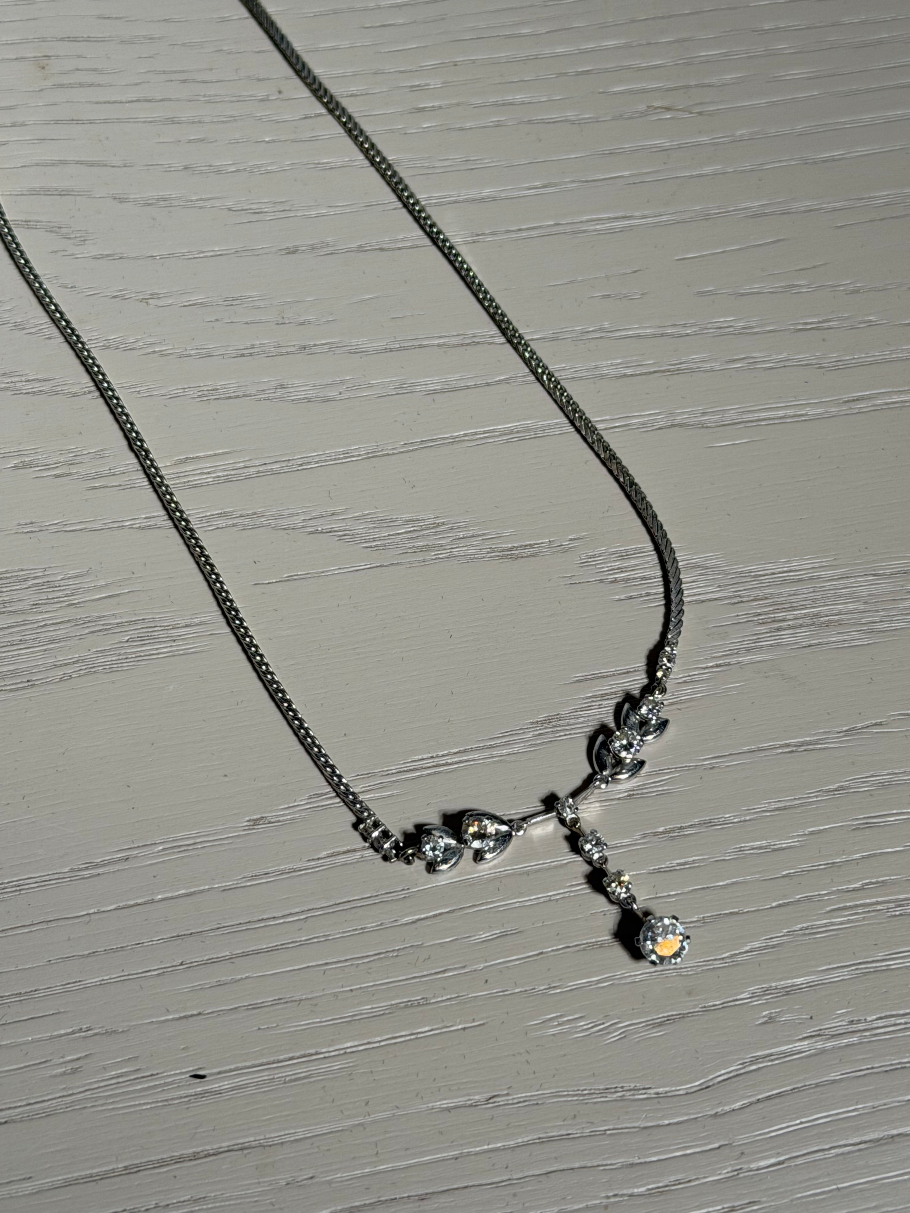 White Gold Necklace with Brilliant-Cut Stones & Drop Pendant