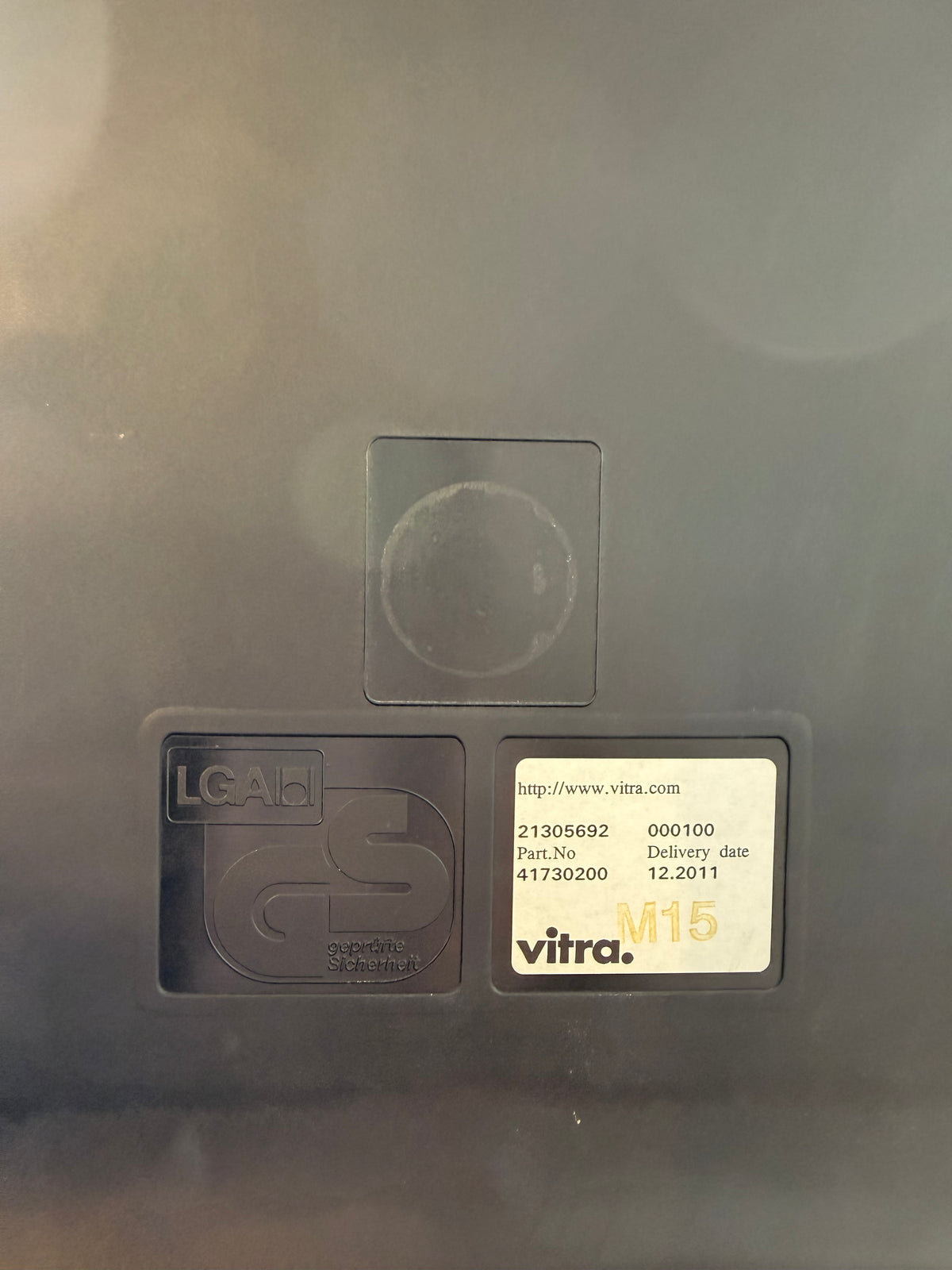 Vitra Meda Chair – Alberto Meda