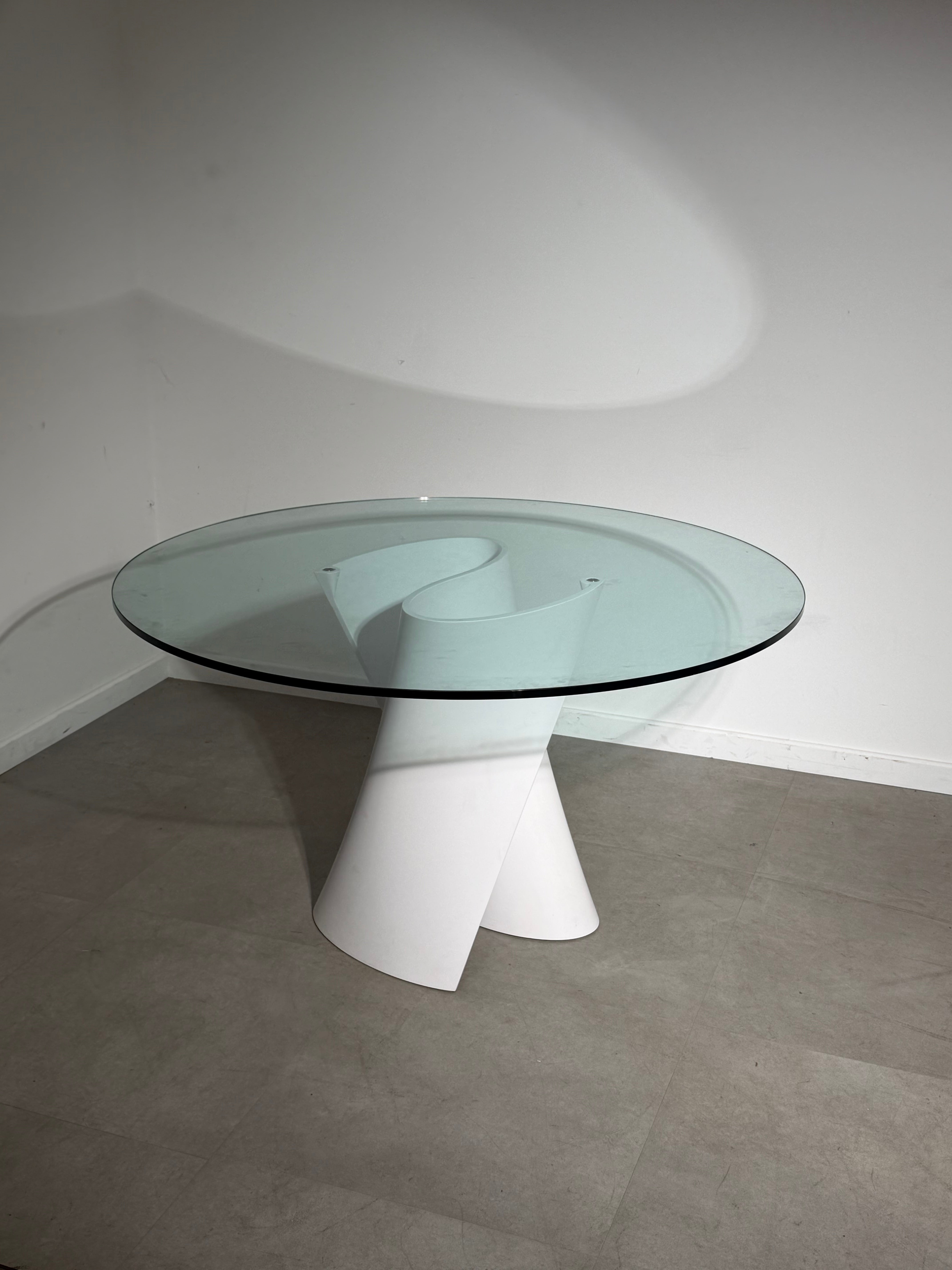 MDF Italia S Table by Xavier Lust – White Cristalplant & Glass