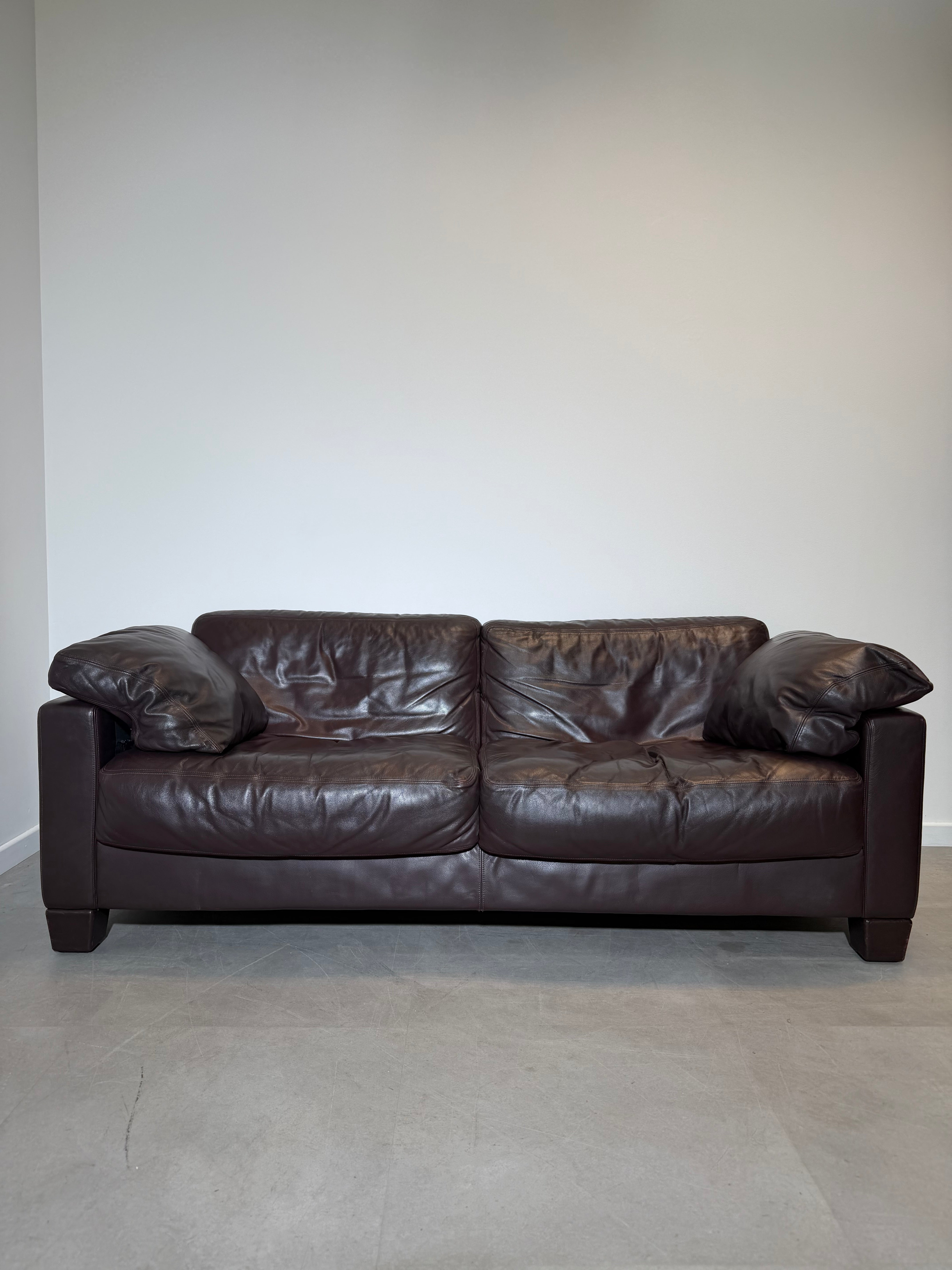 Desede DS 17 Dark Burgundy Brown Sofa Set 3+2