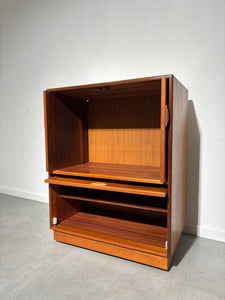 G-Plan Barcabinet