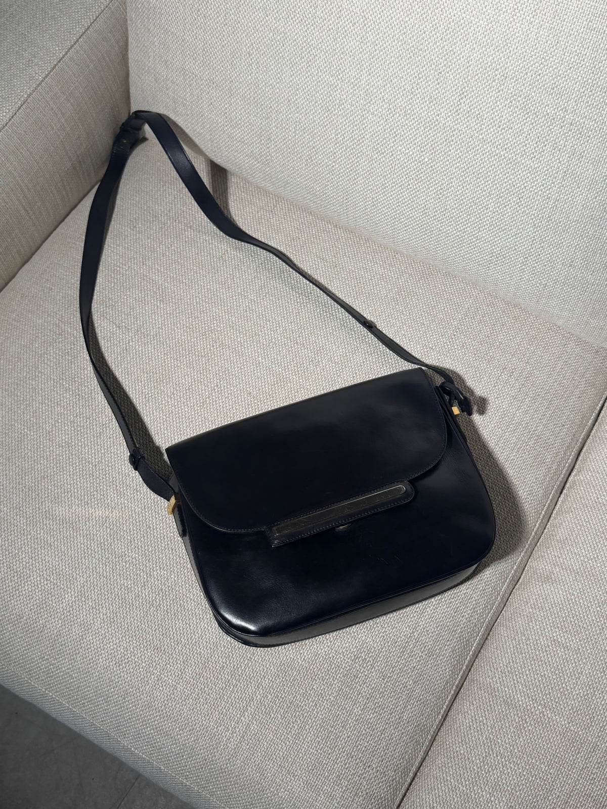 Vintage Delvaux Crossbody Bag – Navy Blue Leather