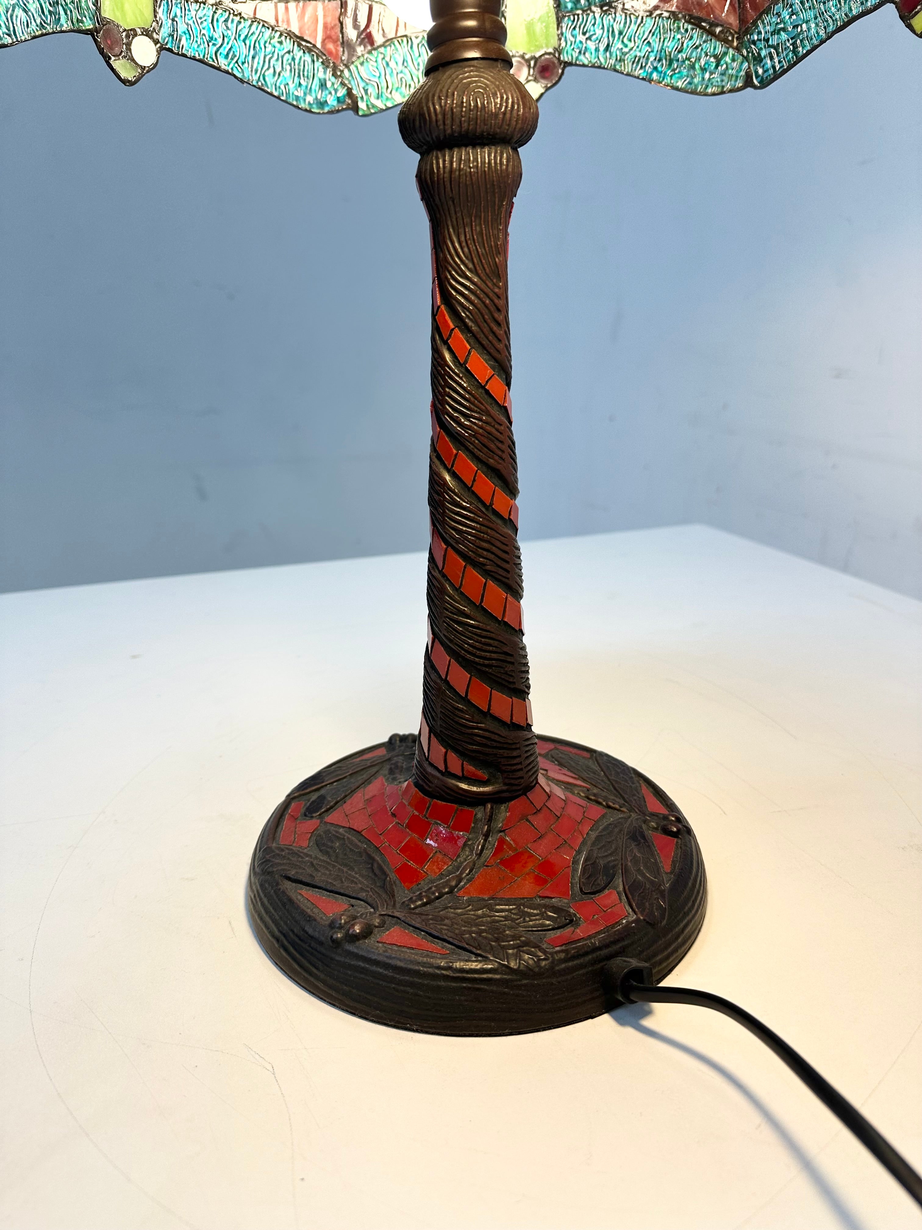 Tiffany style table lamp
