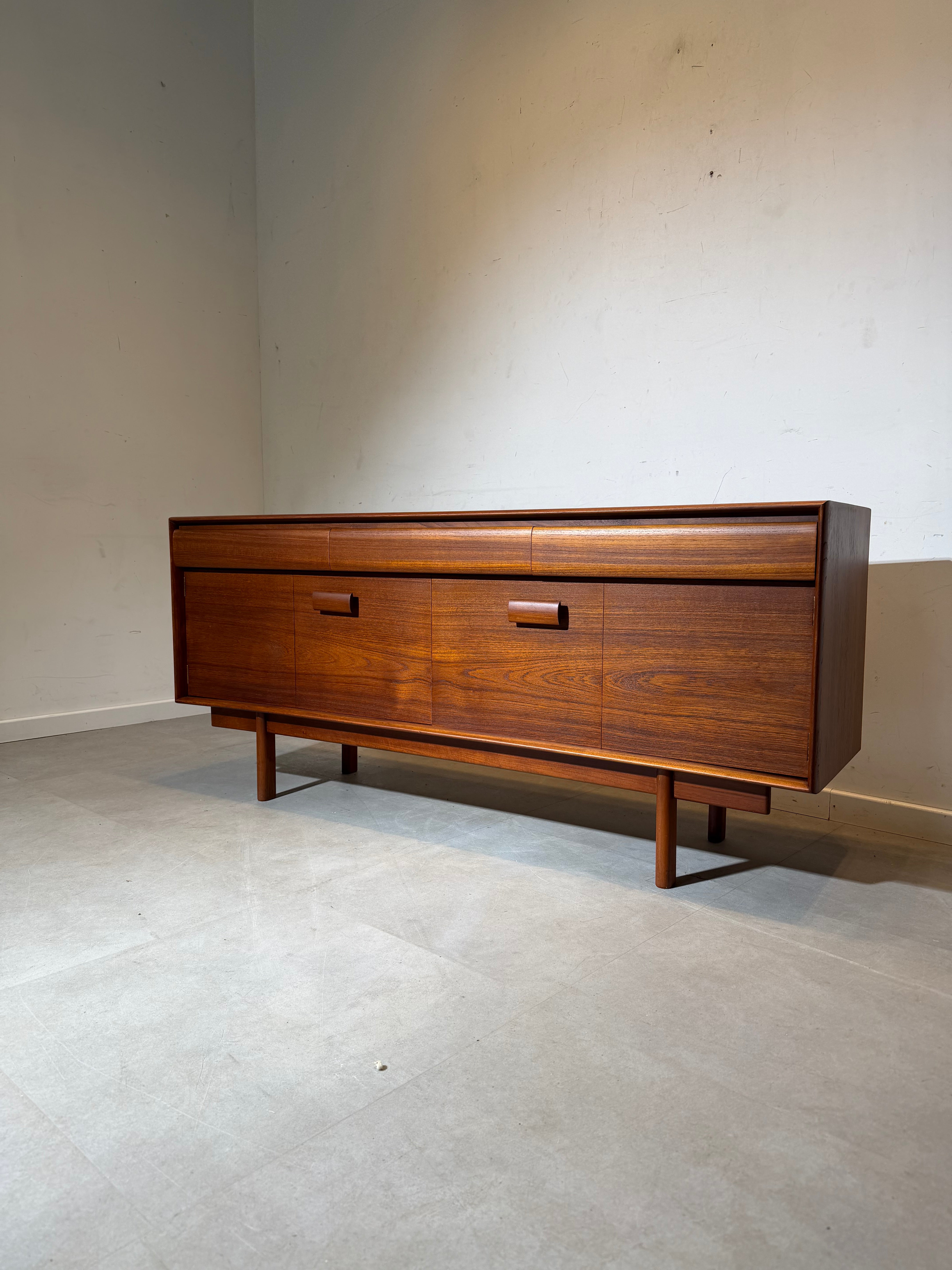 White & Newton Teak Sideboard – Mid-Century Modern British Design
