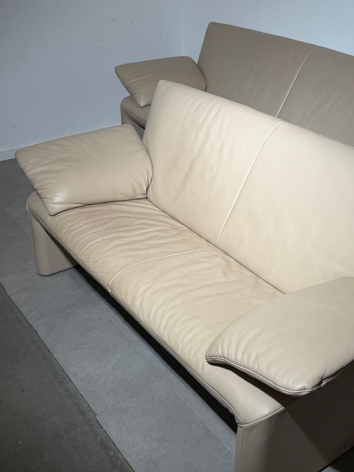 Jori Linea Sofa Set 3 + 2 Cream Leather