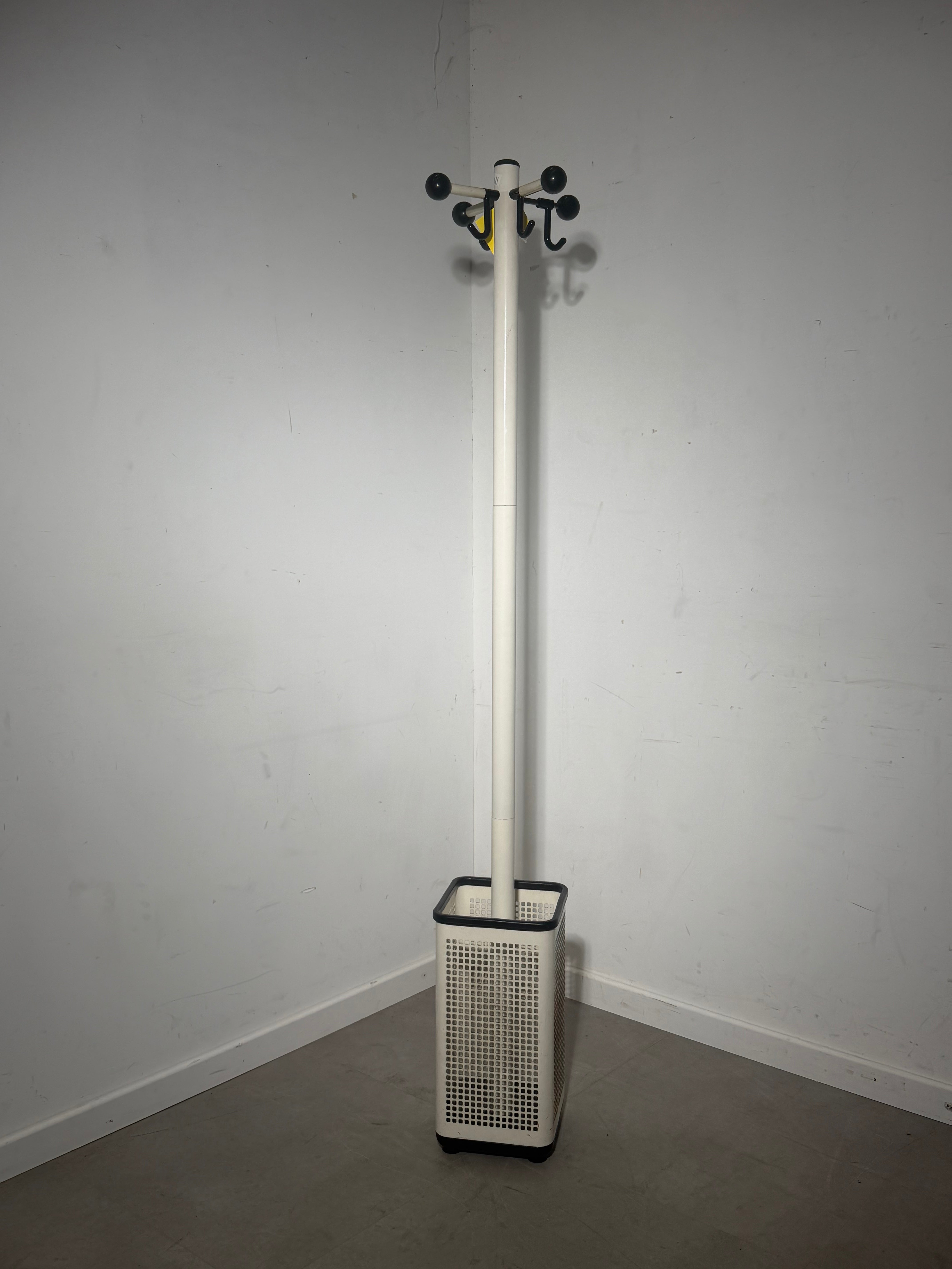 NEOLT Postmodern Coat Rack – Umbrella Stand – 185 cm